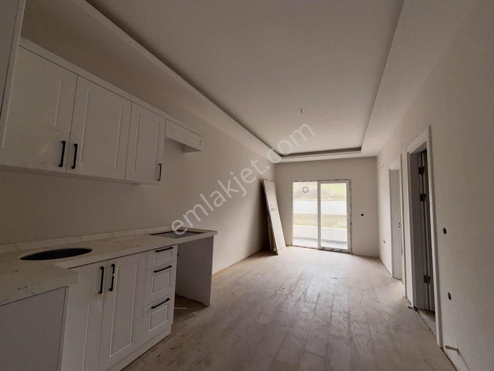 Yarısı Peşin Kalan 12 Ay Vade İle Satılık 1+1 Daireler - Görsel 15