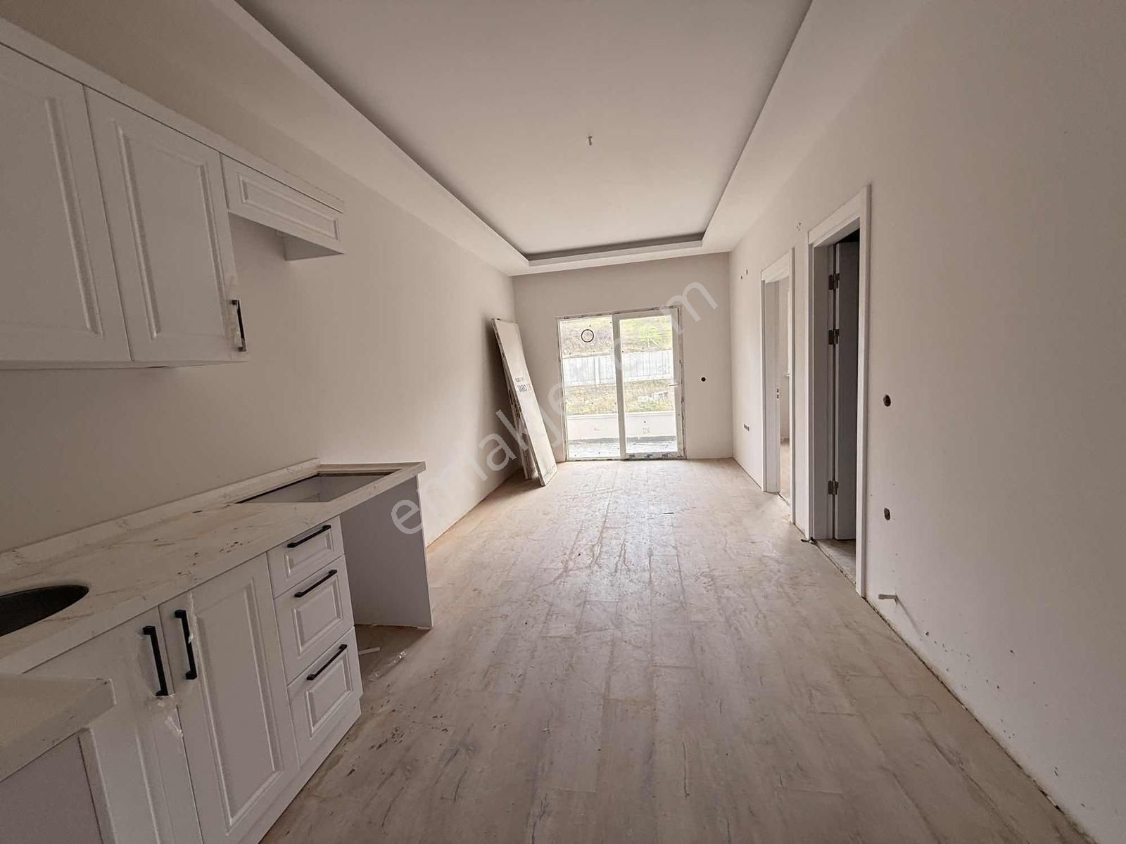 Yarısı Peşin Kalan 12 Ay Vade İle Satılık 1+1 Daireler - Görsel 13