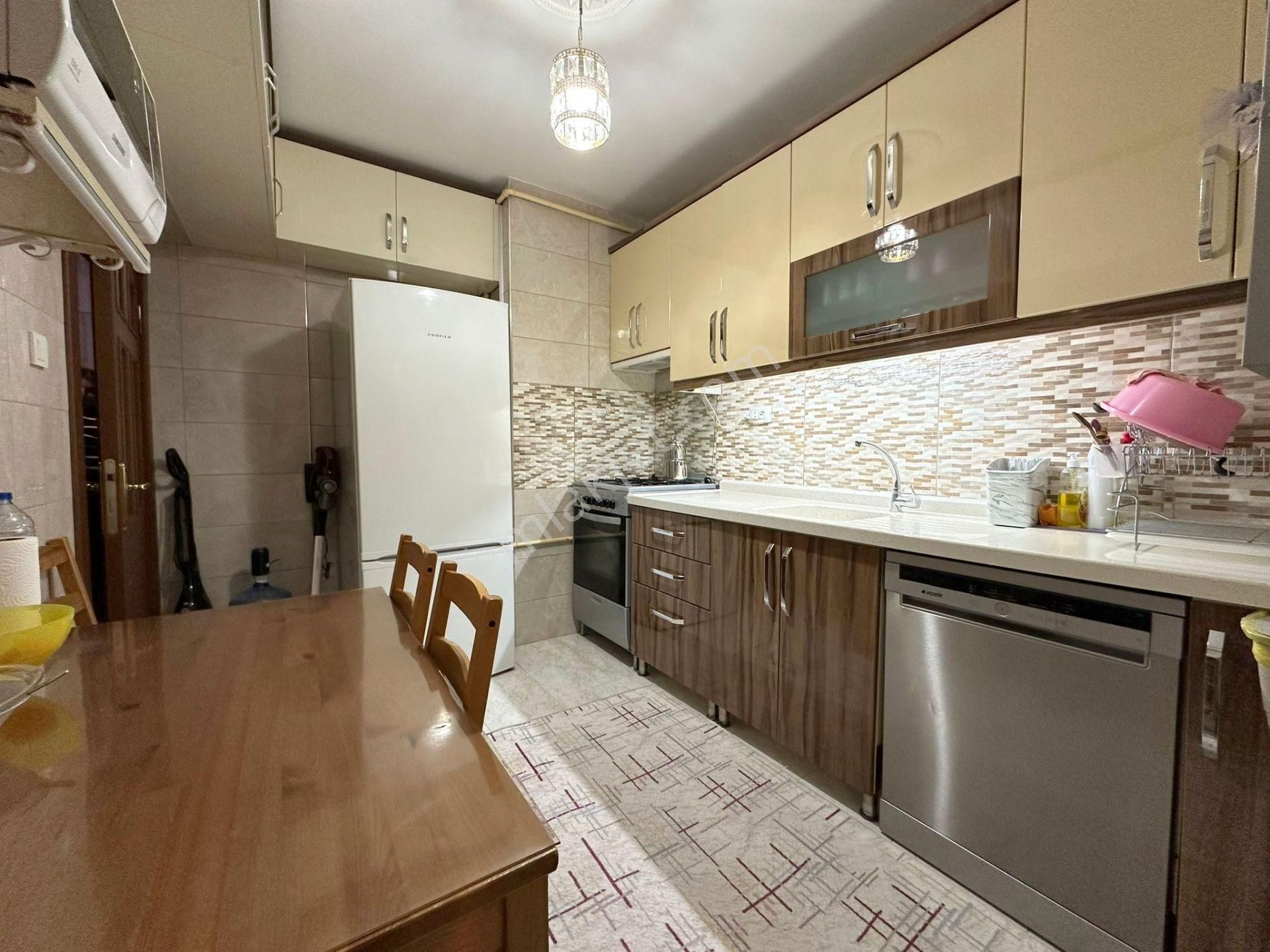 Melek Özen İlkokulu Yakını 3+1 Orta Kat Ön Bağımsız Full - Görsel 19