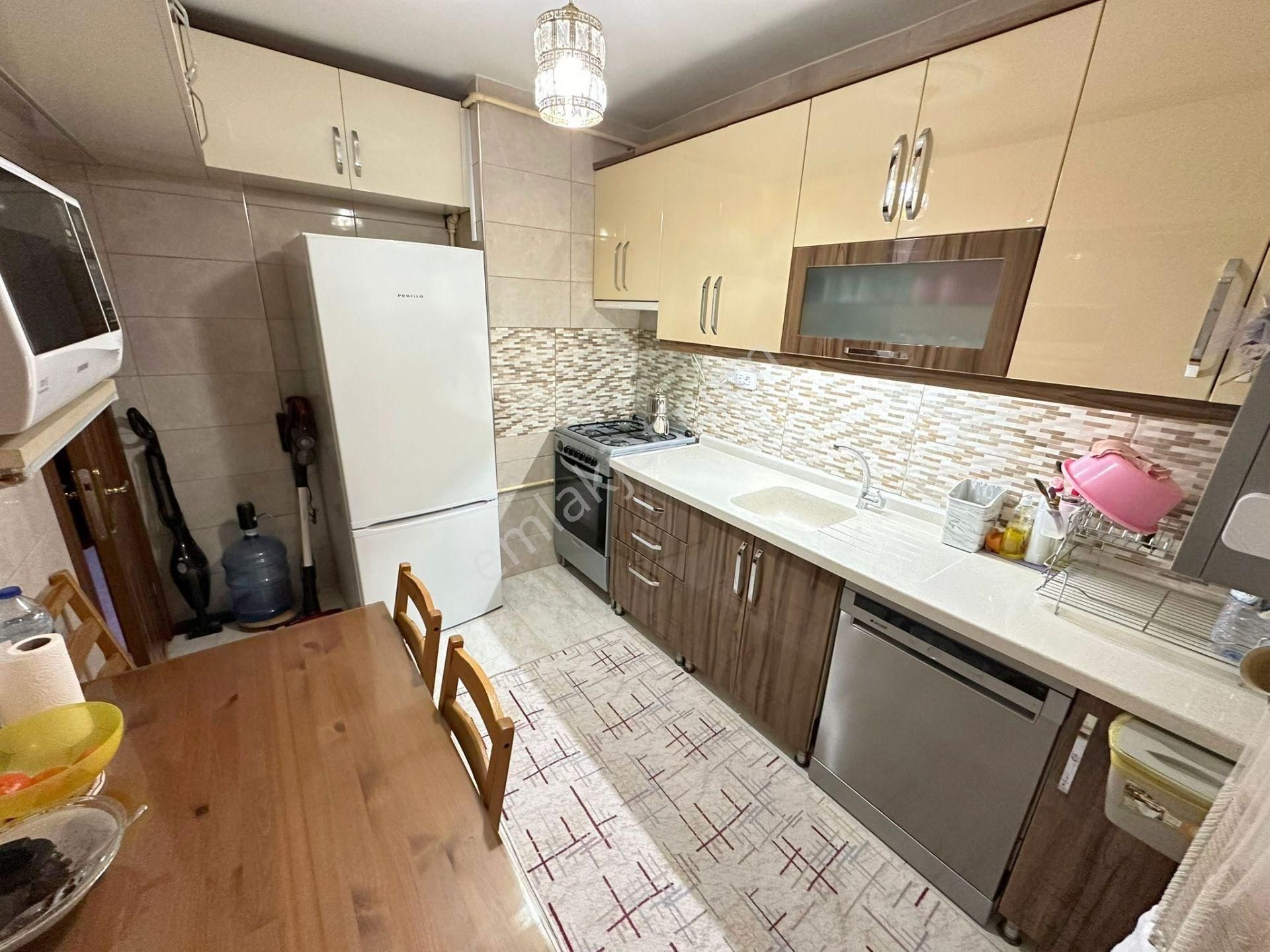 Melek Özen İlkokulu Yakını 3+1 Orta Kat Ön Bağımsız Full - Görsel 17