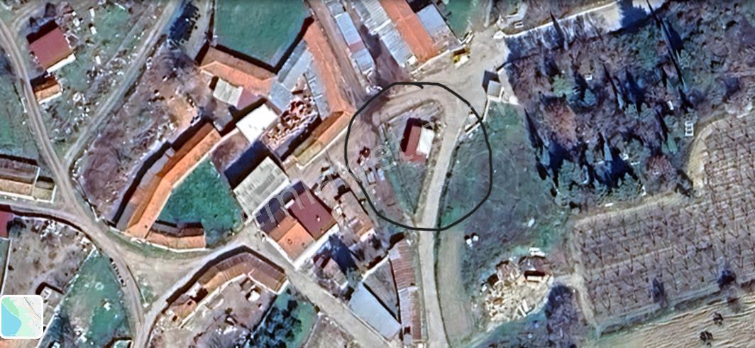 Sahibinden Lapseki'de Yaşam Konteyneri Olan, 2 Kat İmarlı, Altyapılı 255m² Tek Tapu - Görsel 4