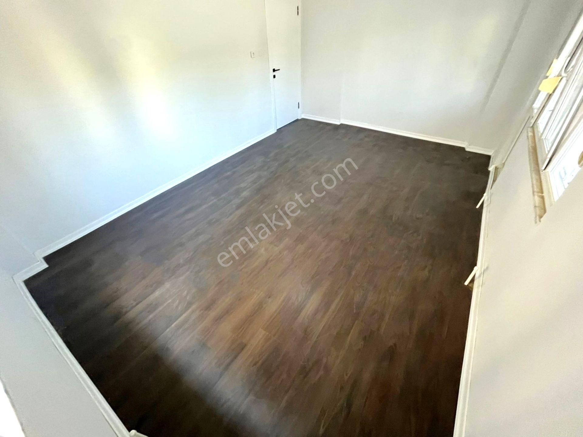 Akçay Merkez'de Aygül'den İçi Fulll Yapılı Müstakil Tadında Geniş Bahçe Kullanımlı 2+1 Satılık Daire - Görsel 13