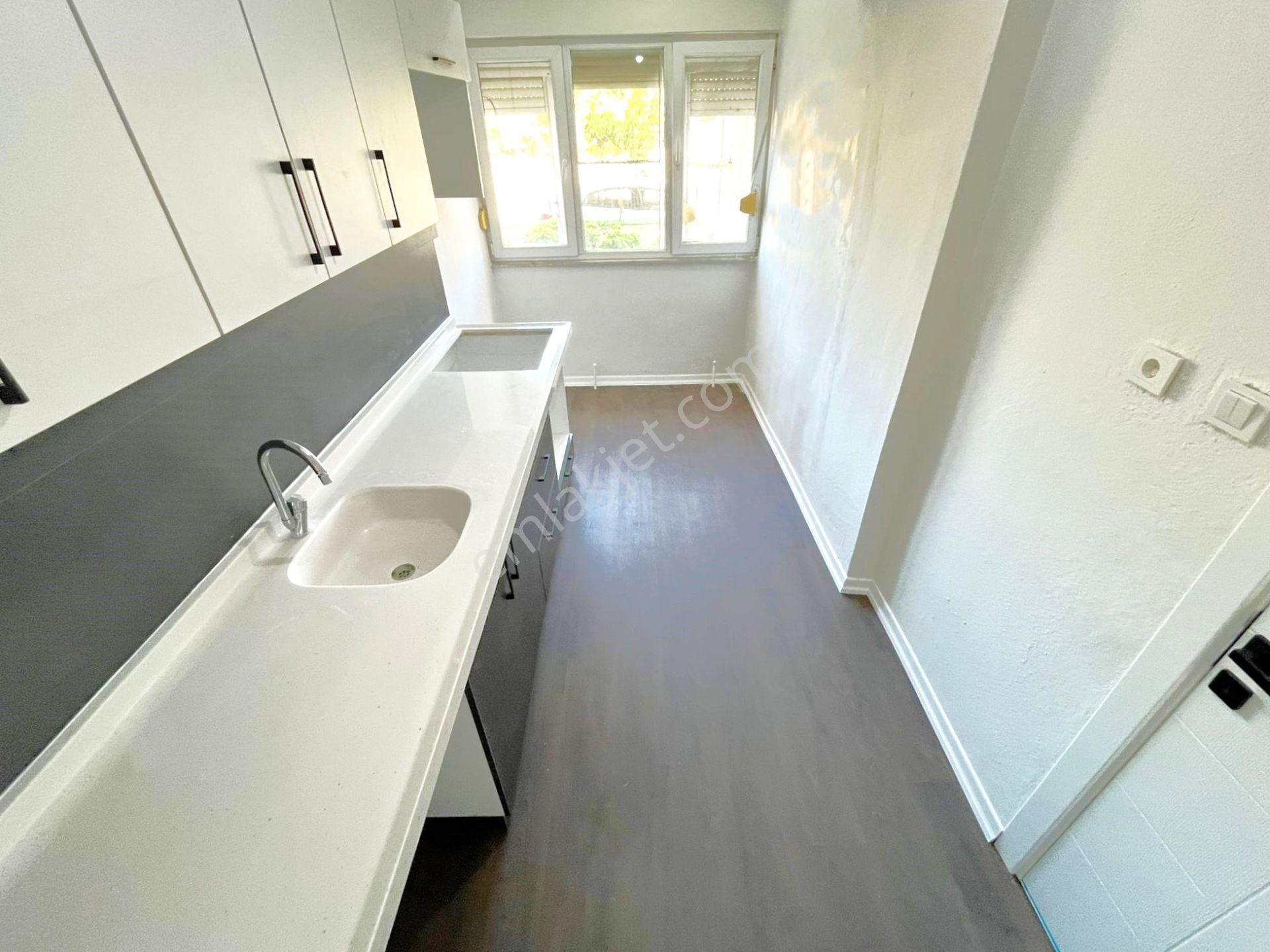 Akçay Merkez'de Aygül'den İçi Fulll Yapılı Müstakil Tadında Geniş Bahçe Kullanımlı 2+1 Satılık Daire - Görsel 4