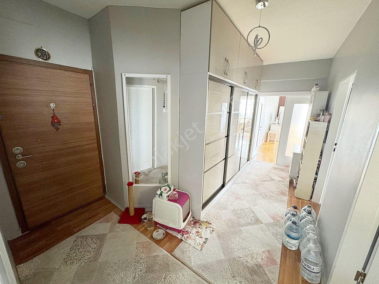 Sanatoryum Cadde Kenarı, Metro Yakını, 3+1 Katta, Güney, Full - Görsel 16