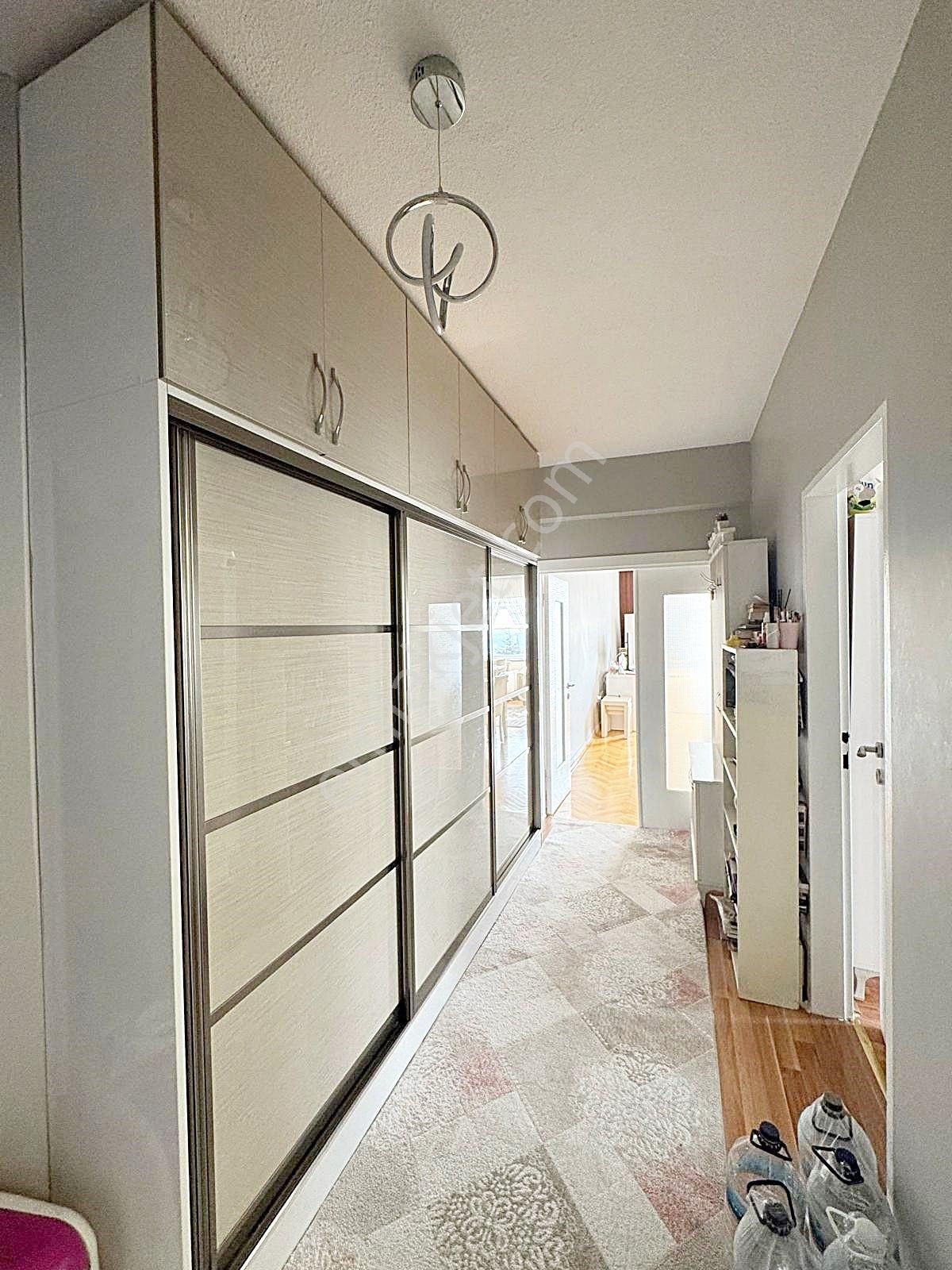 Sanatoryum Cadde Kenarı, Metro Yakını, 3+1 Katta, Güney, Full - Görsel 18