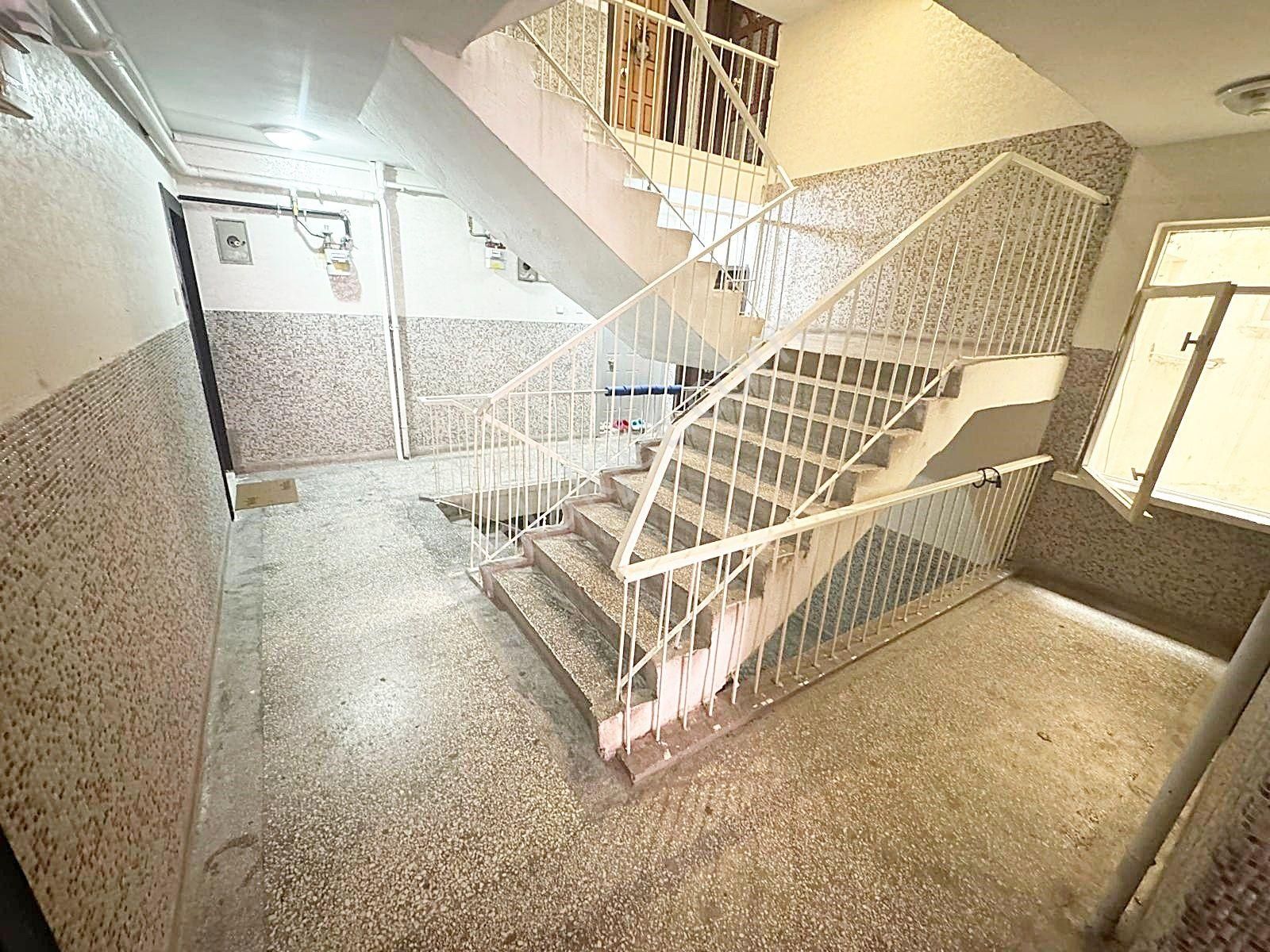 Sanatoryum Cadde Kenarı, Metro Yakını, 3+1 Katta, Güney, Full - Görsel 27