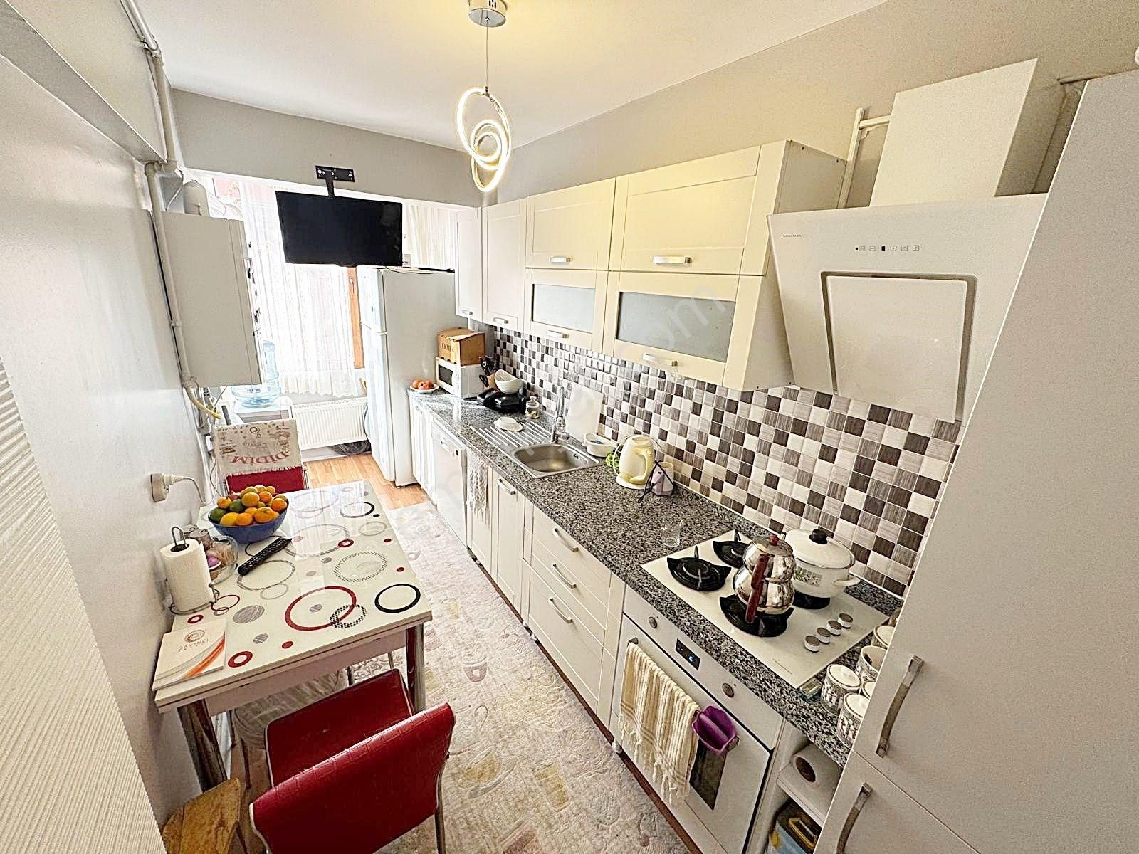 Sanatoryum Cadde Kenarı, Metro Yakını, 3+1 Katta, Güney, Full - Görsel 21