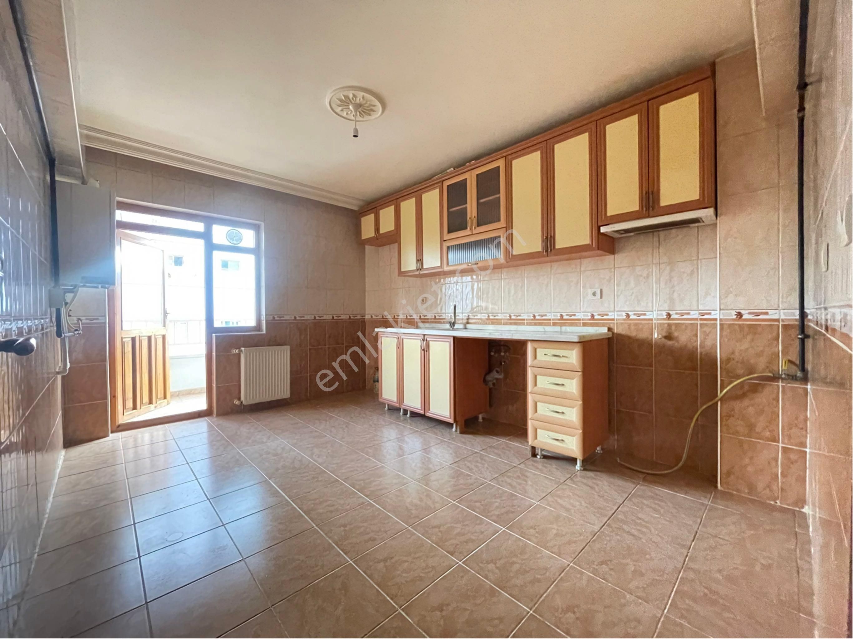 Sincan Andiçen Mh.'de 3+1 Devasa Genişlikte Satılık Asansörlü Daire