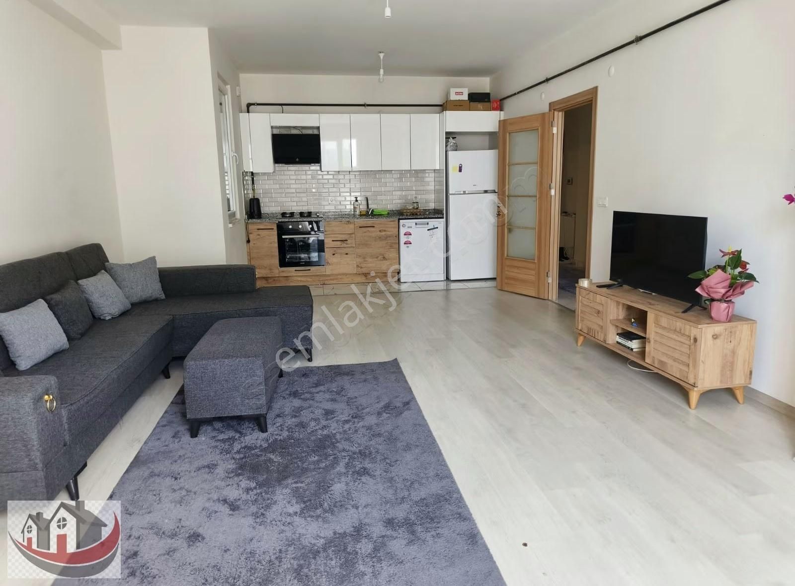 Güneyden Aydınevlerde Külliyenin Yanı Başında 2+1.85m2 Daire - Görsel 9