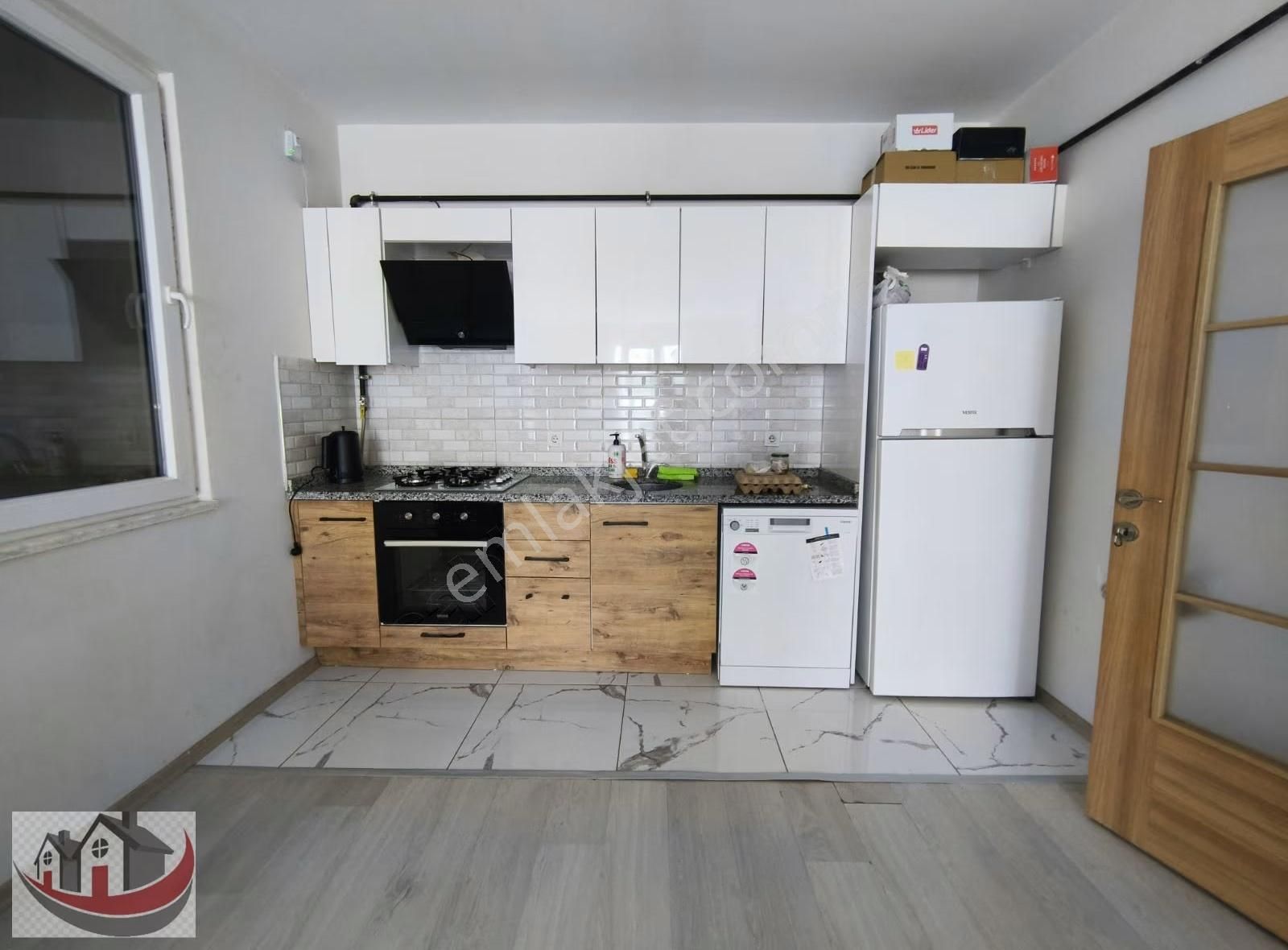 Güneyden Aydınevlerde Külliyenin Yanı Başında 2+1.85m2 Daire - Görsel 20