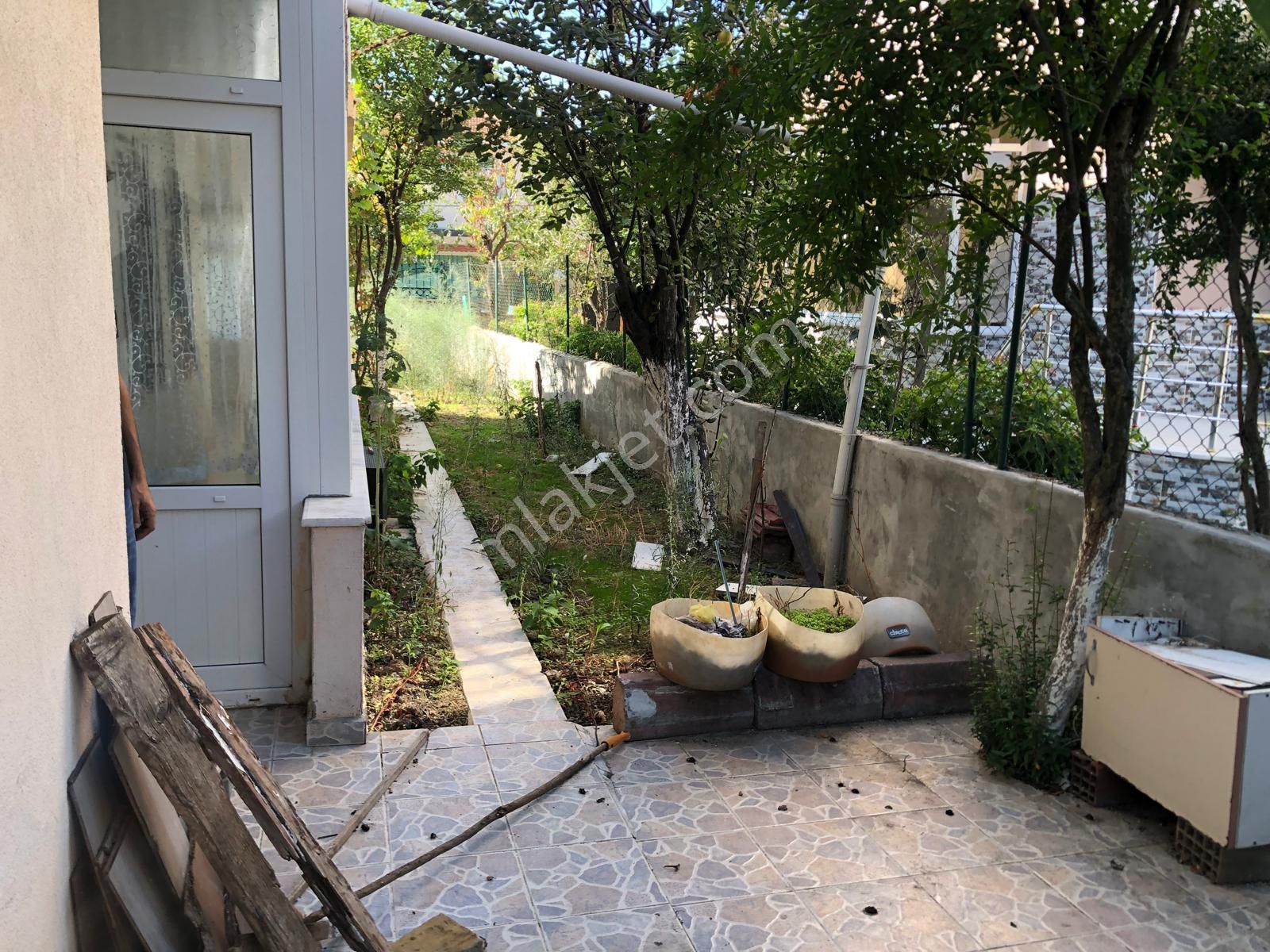 Tekirdağ Yeniçiftlik'de Merkeze ,okula,pazara Yakın Villa - Görsel 3