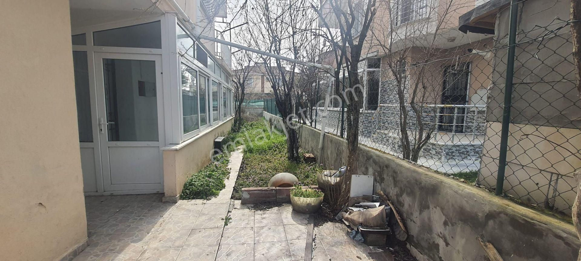 Tekirdağ Yeniçiftlik'de Merkeze ,okula,pazara Yakın Villa - Görsel 35