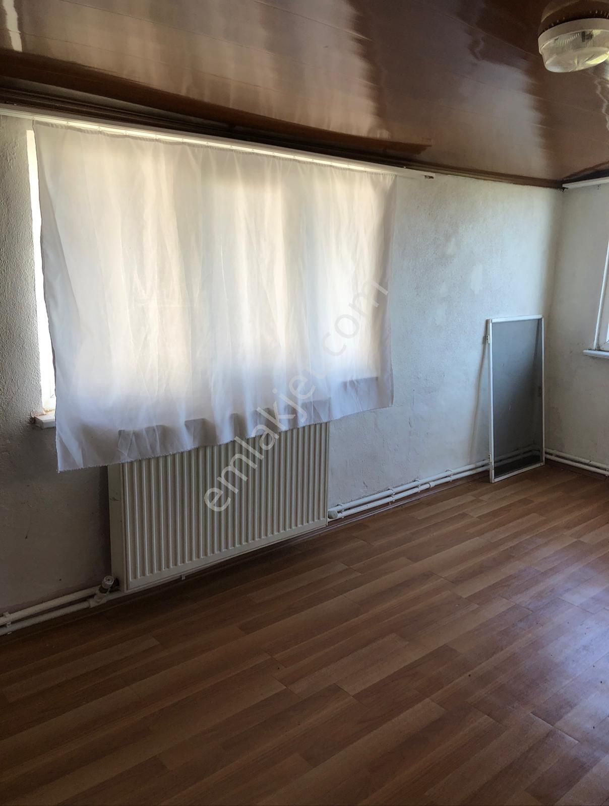 Tekirdağ Yeniçiftlik'de Merkeze ,okula,pazara Yakın Villa - Görsel 28