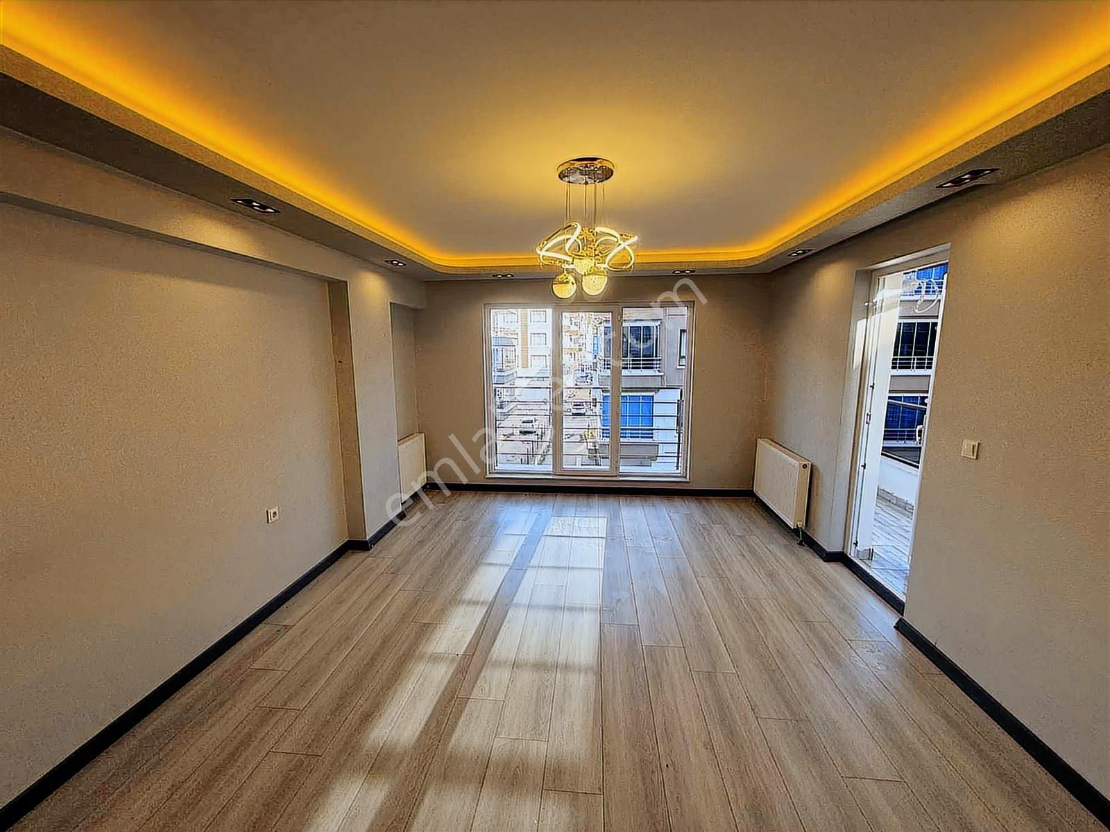 Mensa'dan Bağlum Bulvara Yürüme Mesafesinde 3. Kat Konumunda - Görsel 10