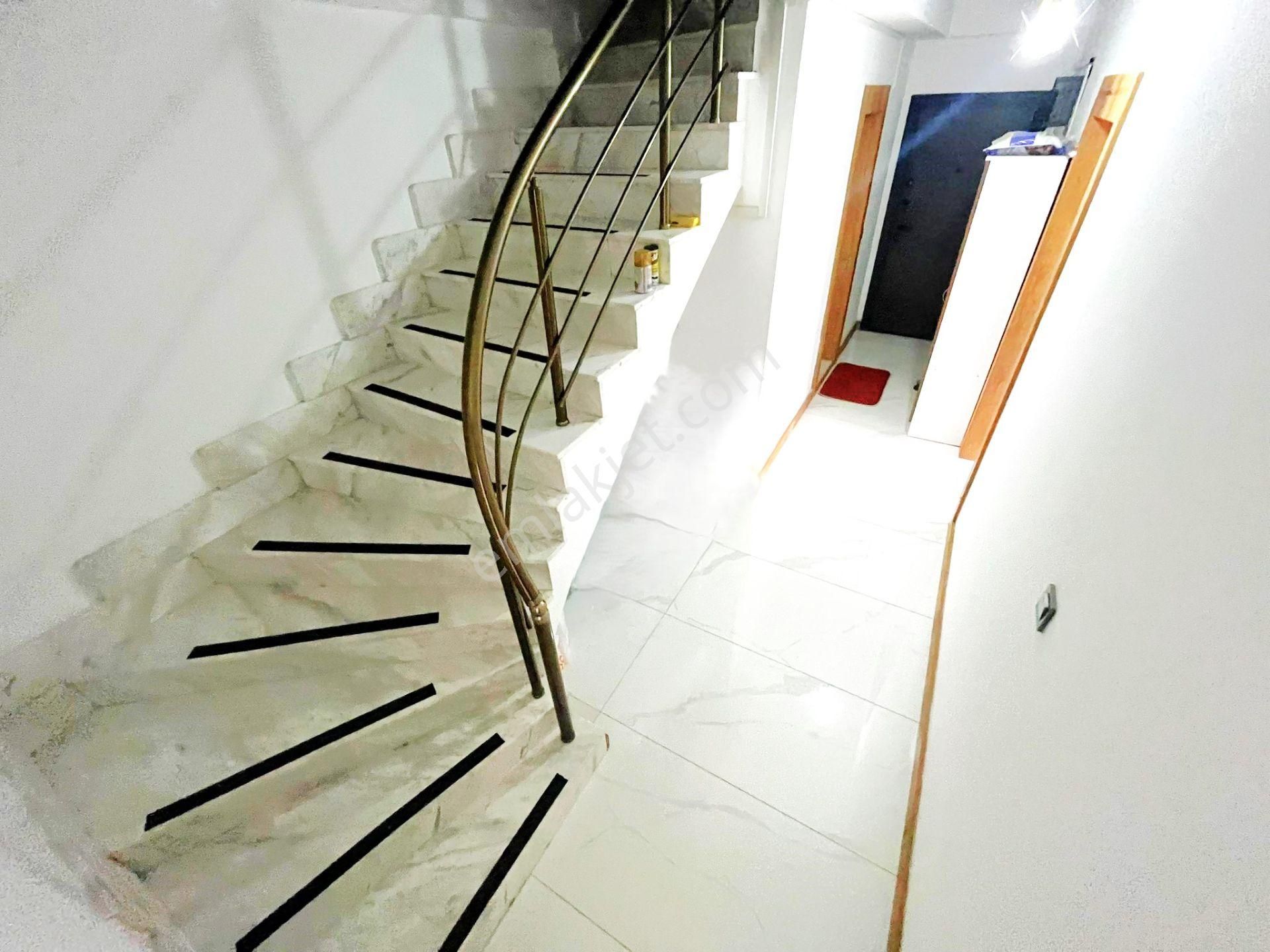 Tek Yetkili Aygülden Edremit Zeytinli'de Lüks Giyinme Odalı Ebeveyn Banyolu Teraslı 4+1satılık Villa - Görsel 27