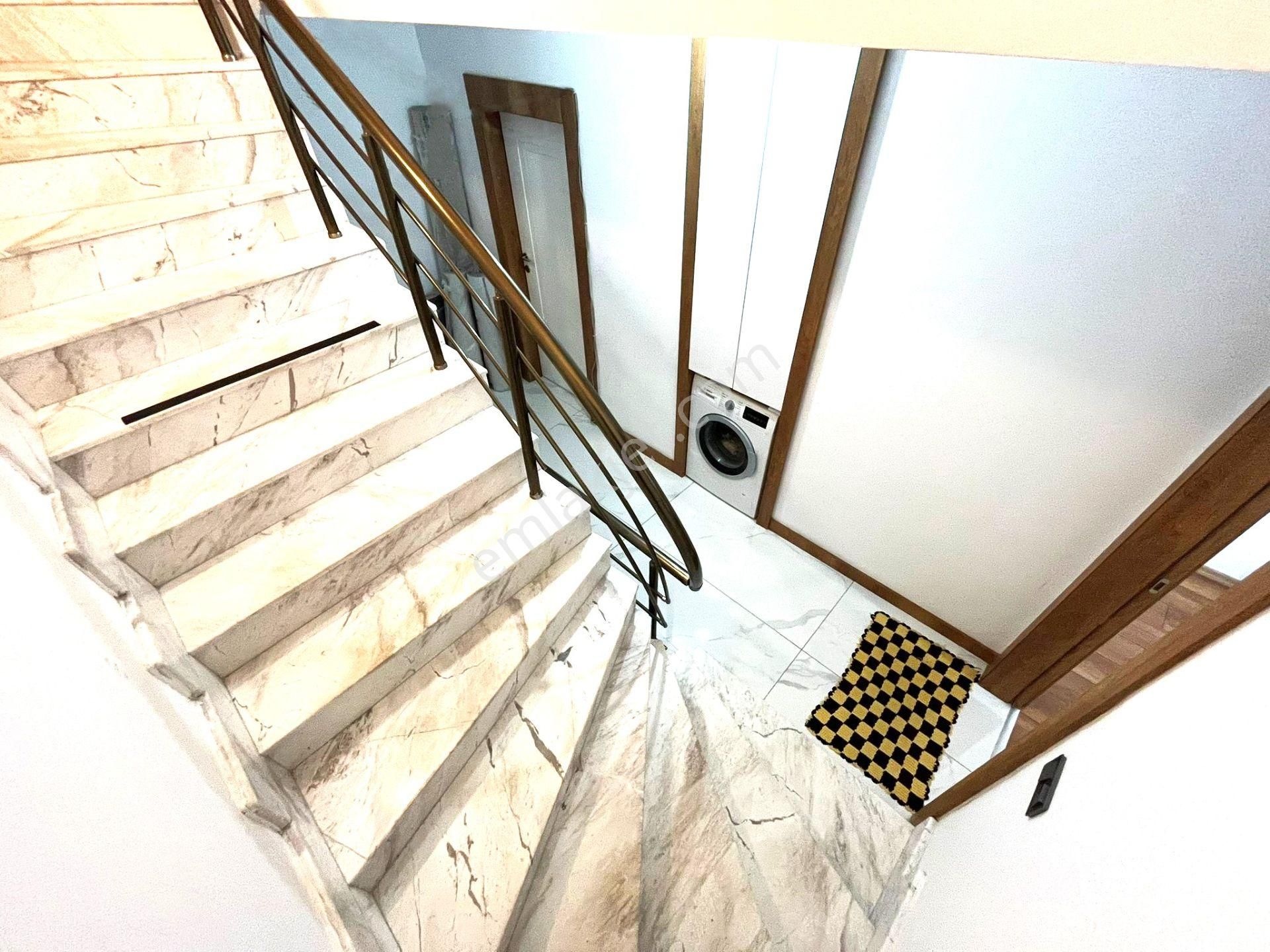 Tek Yetkili Aygülden Edremit Zeytinli'de Lüks Giyinme Odalı Ebeveyn Banyolu Teraslı 4+1satılık Villa - Görsel 12