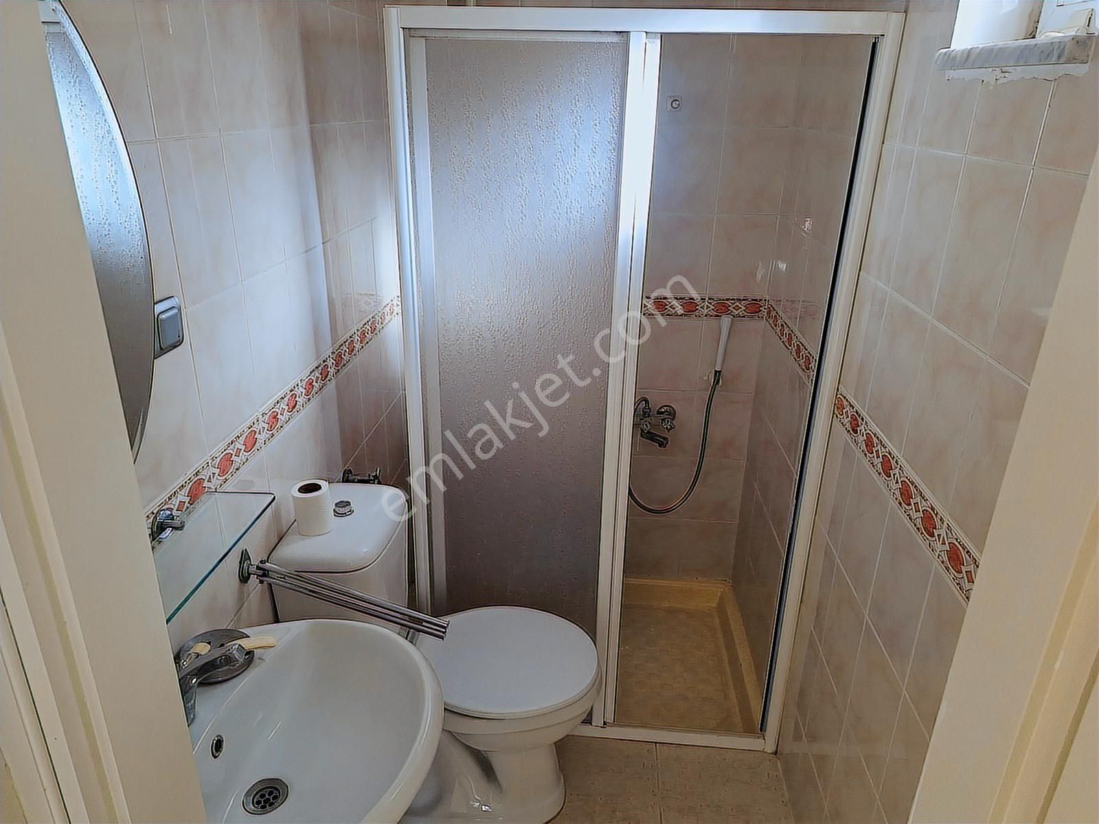 Esen'den Konak Caddesine Cephe Bakımlı & Büyük Kiralık Daire - Görsel 15