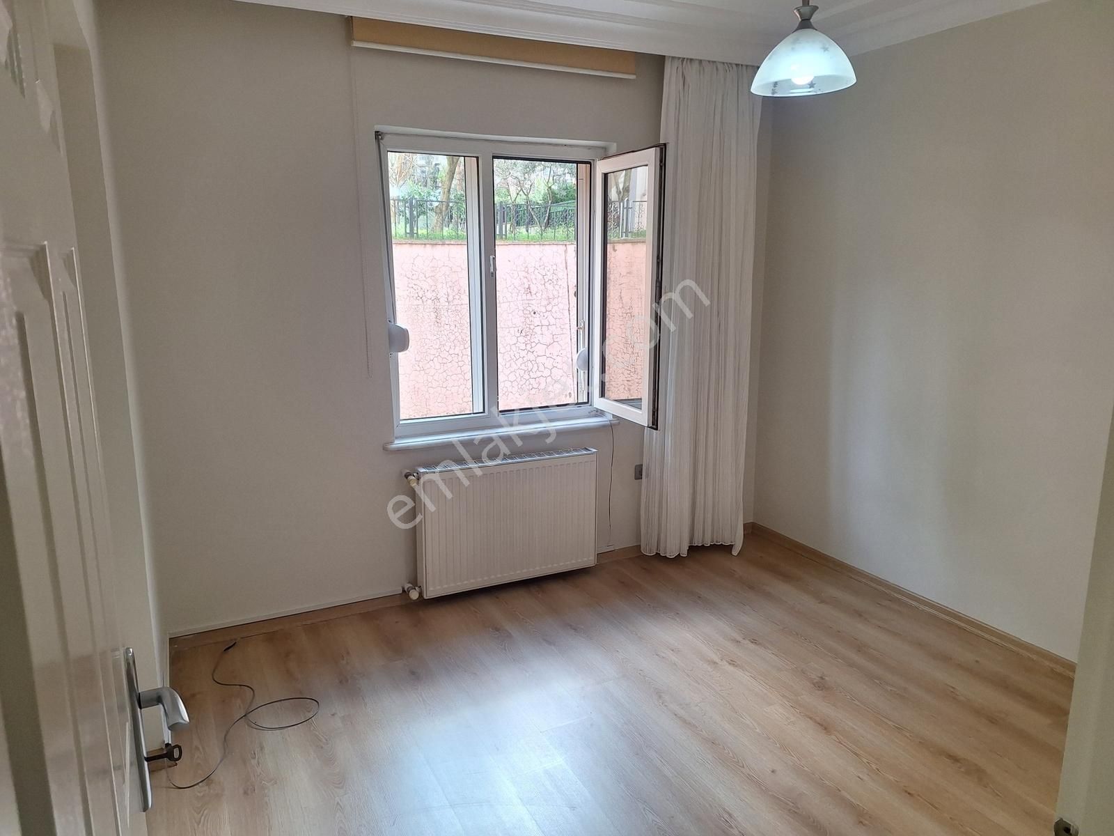 Esen'den Konak Caddesine Cephe Bakımlı & Büyük Kiralık Daire - Görsel 2