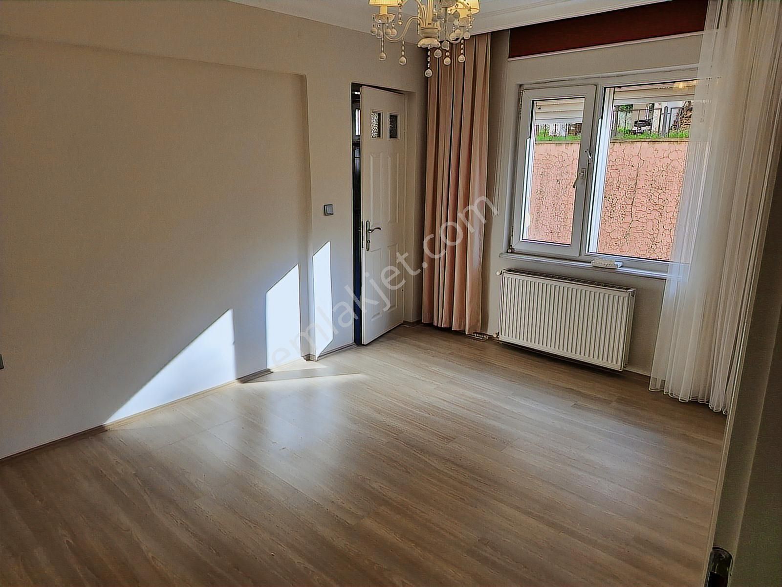 Esen'den Konak Caddesine Cephe Bakımlı & Büyük Kiralık Daire - Görsel 33