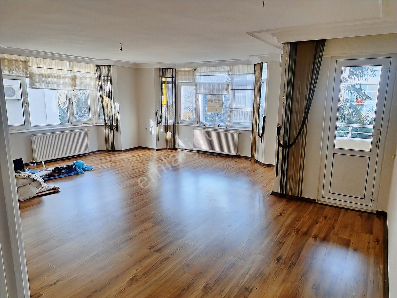 Esen'den Konak Caddesine Cephe Bakımlı & Büyük Kiralık Daire - Görsel 10