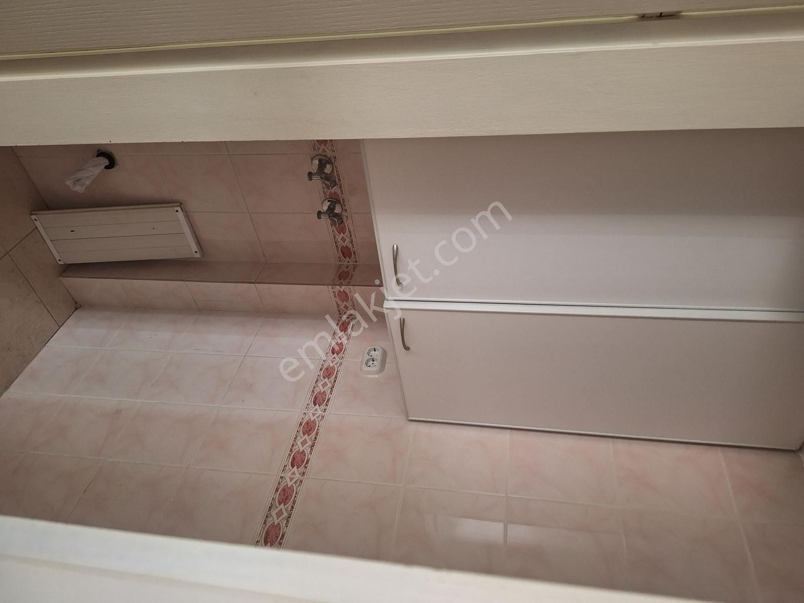 Esen'den Konak Caddesine Cephe Bakımlı & Büyük Kiralık Daire - Görsel 16