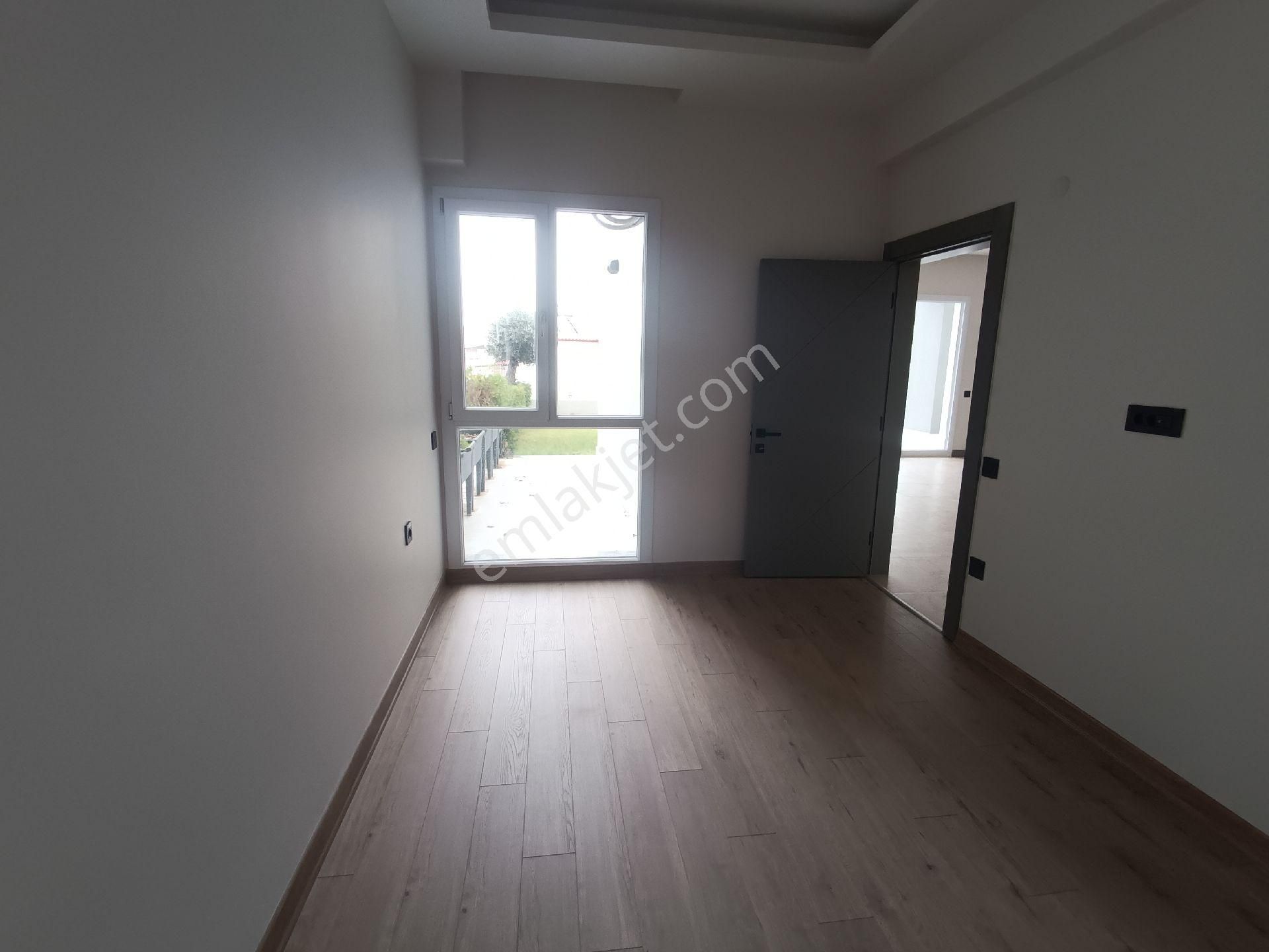 Kuşadası Kadınlar Denizinde 1+1. 2+1 3+1 Daireler - Görsel 24