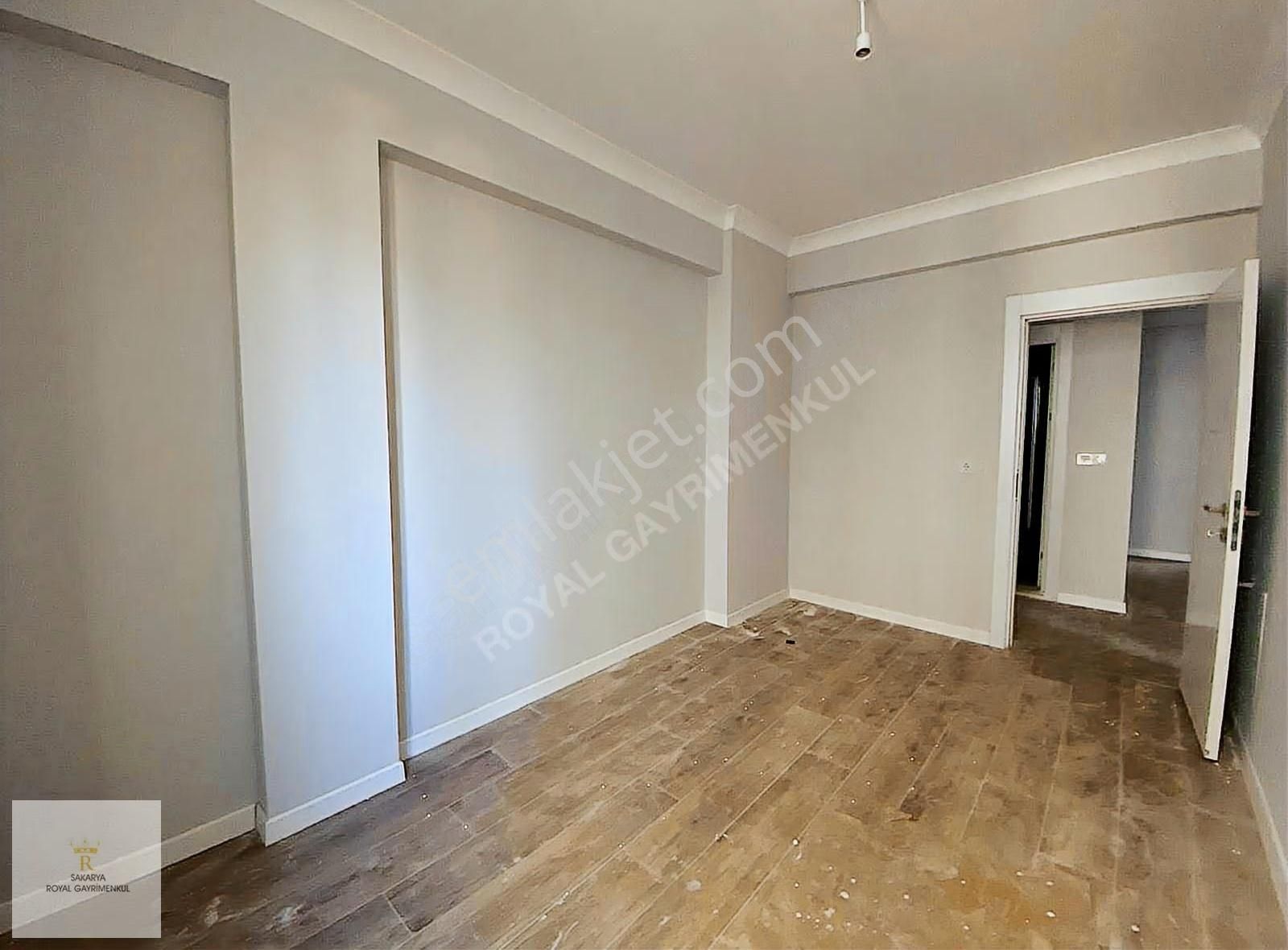 Royal Gayrimenkul Karaaptiler'de Ebeveyn Banyo Kiralık 2+1 Daire - Görsel 7