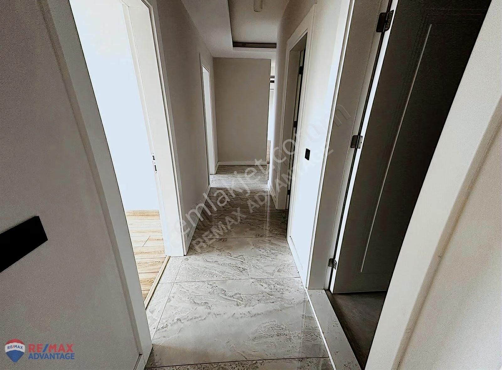 Remax Advantage - Downtown'ın En Güzel Ve Ferah Kiralık Dairesi! - Görsel 20