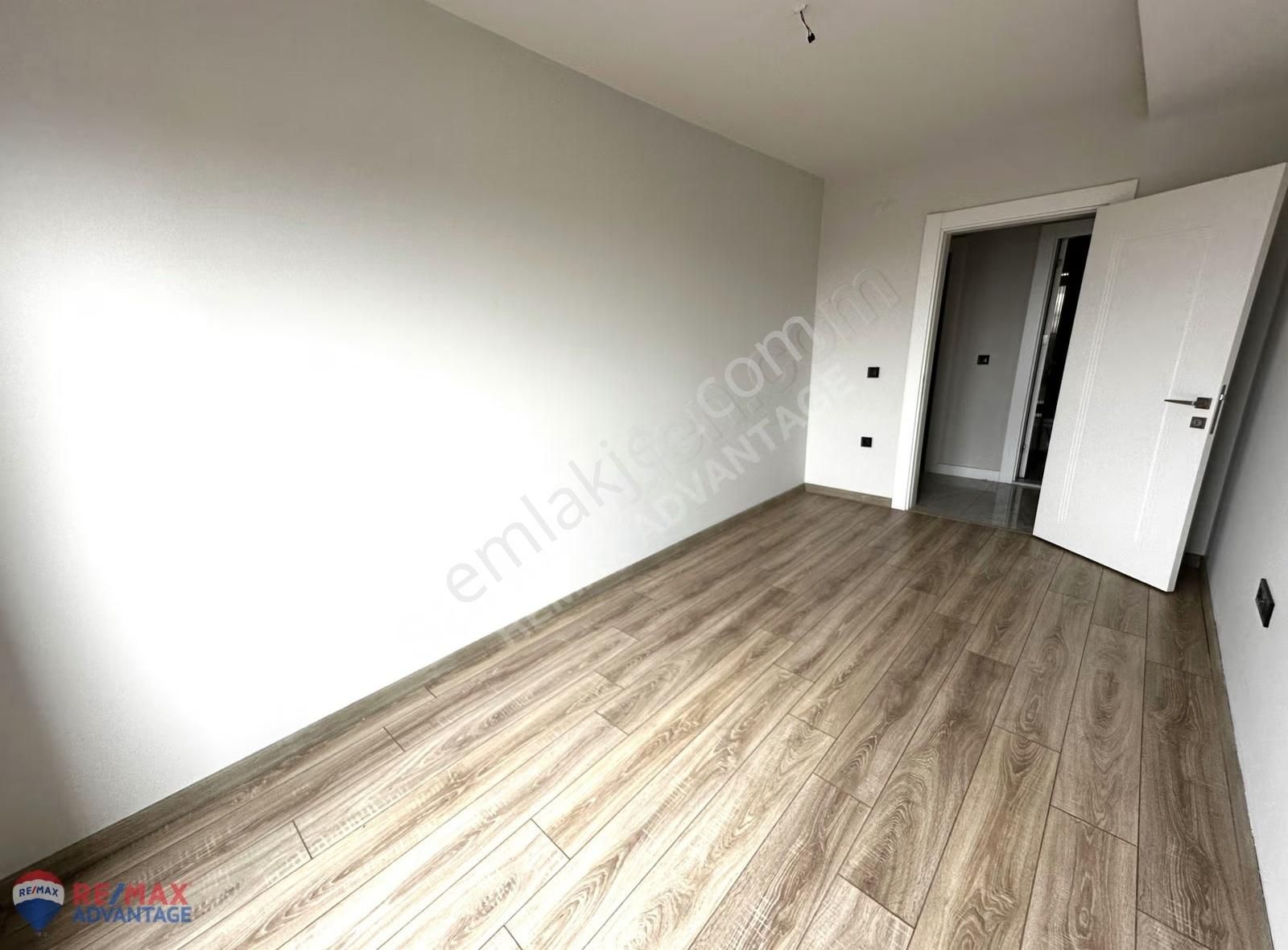 Remax Advantage - Downtown'ın En Güzel Ve Ferah Kiralık Dairesi! - Görsel 21