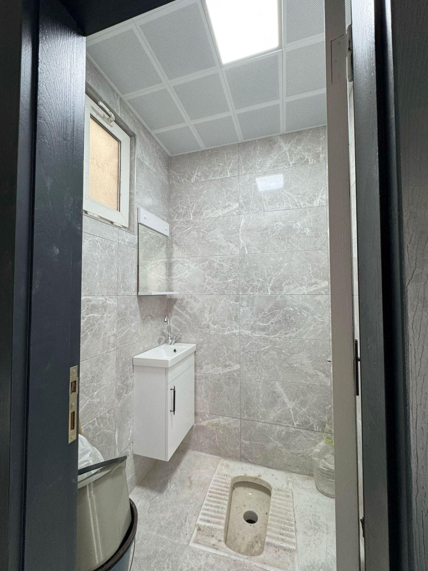 Çiçekli'de 3+1 Üst Kat Salon Bağımsız Lüks E.banyolu - Görsel 20