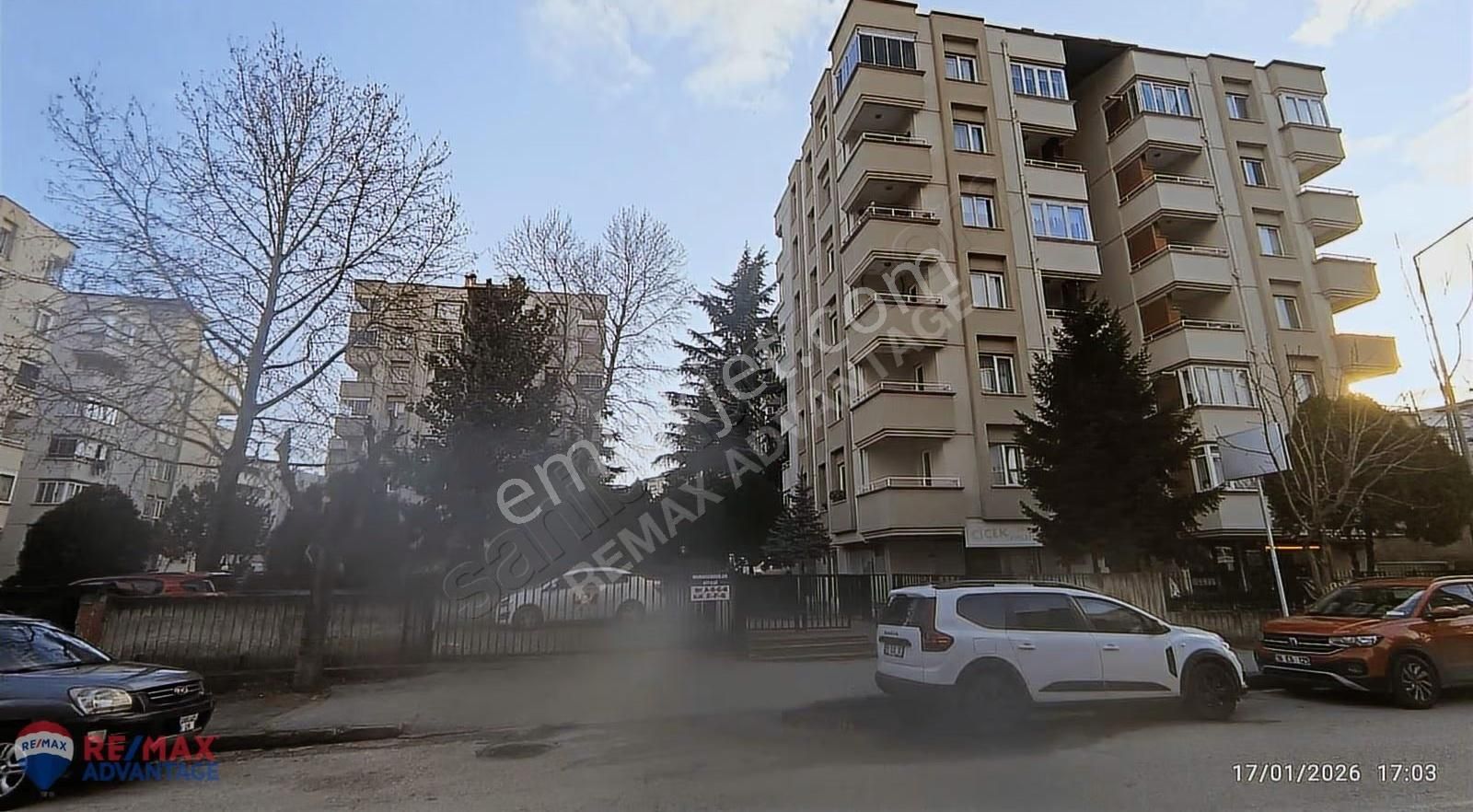 Remax Advantage'dan Podyum Parka Yakın Arakat Kıralık Daıre - Görsel 17