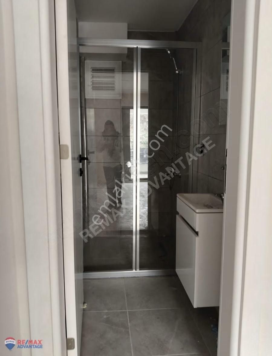 Re/max Advantage Ovaakçada Cadde Üzeri Sıfır 2+1 Satılık Daire - Görsel 4