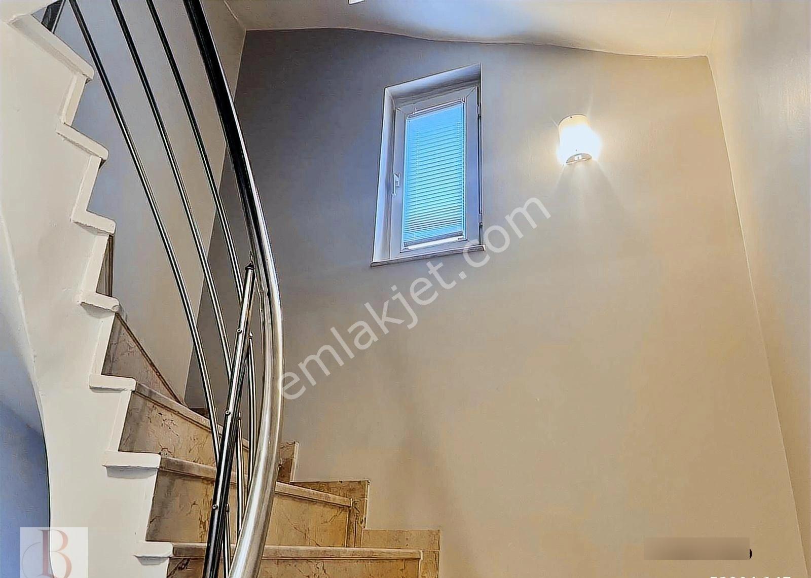 İncek Tek Yapıda Bulvara Yakın Bakımlı Villa - Görsel 35