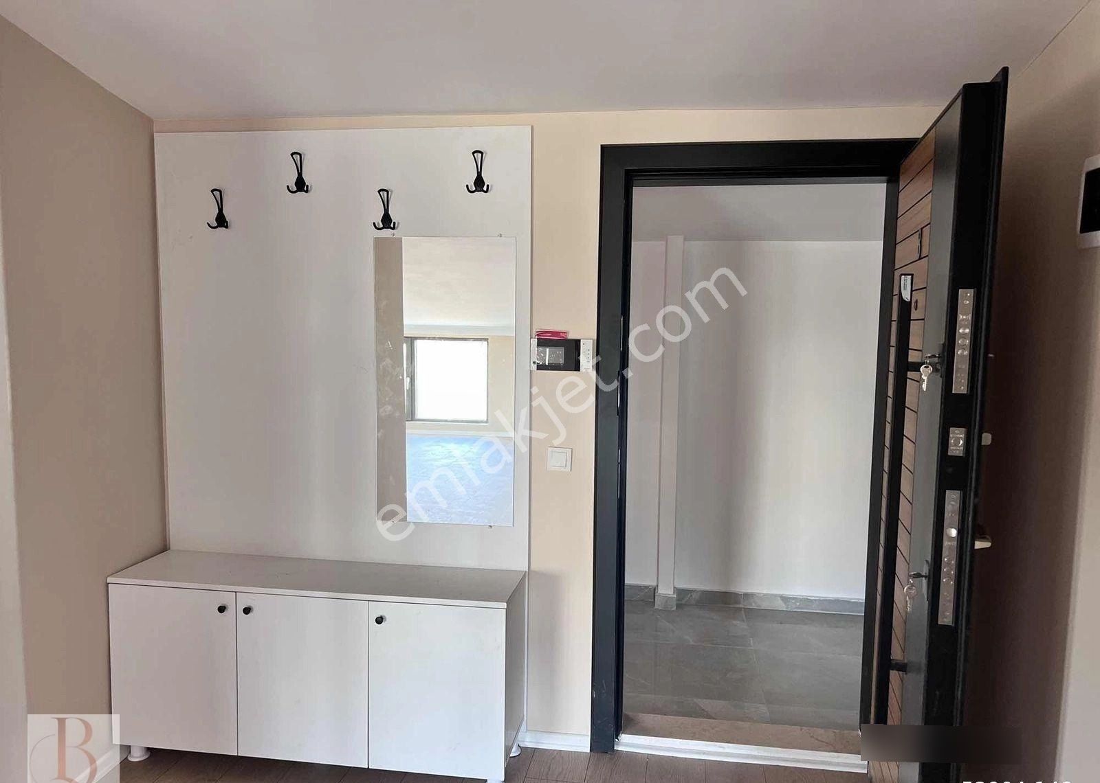 Tek Yapıda Kiralık 1+1 Daire - Görsel 11