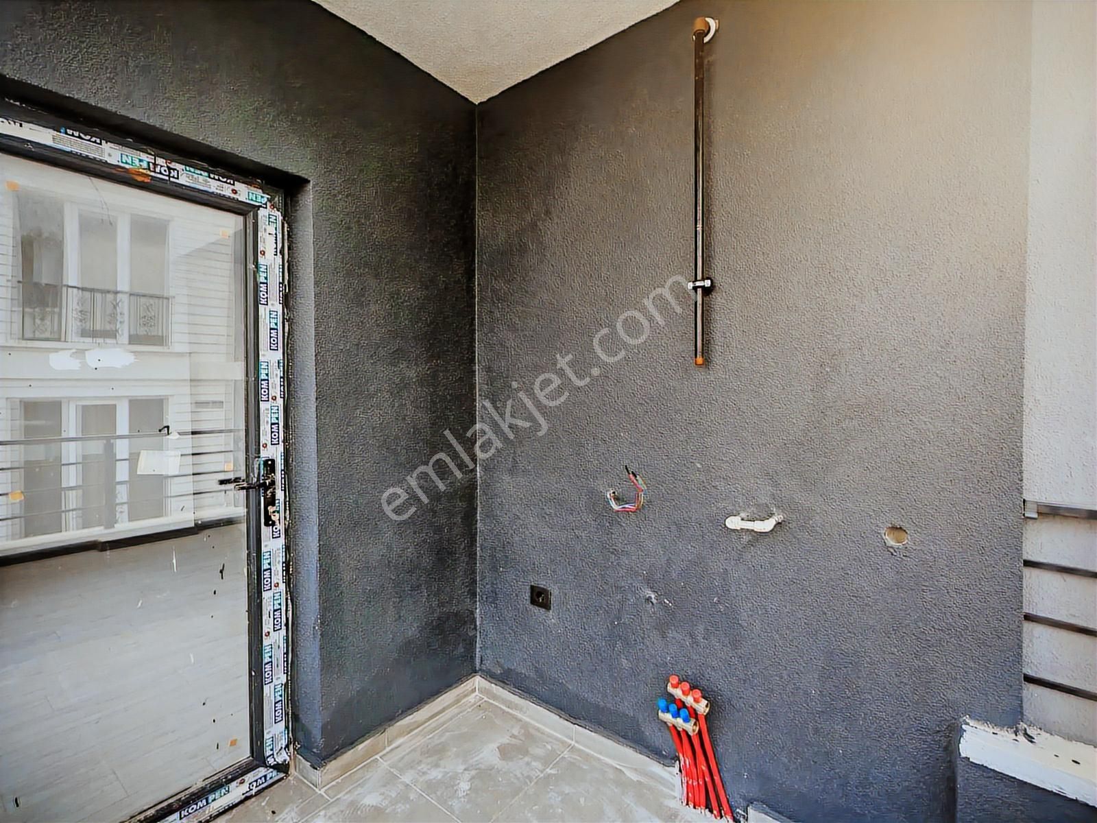 Kapanmaz Deniz Ve Şehir Manzaralı Geniş Satılık 1+1 Daire - Görsel 13