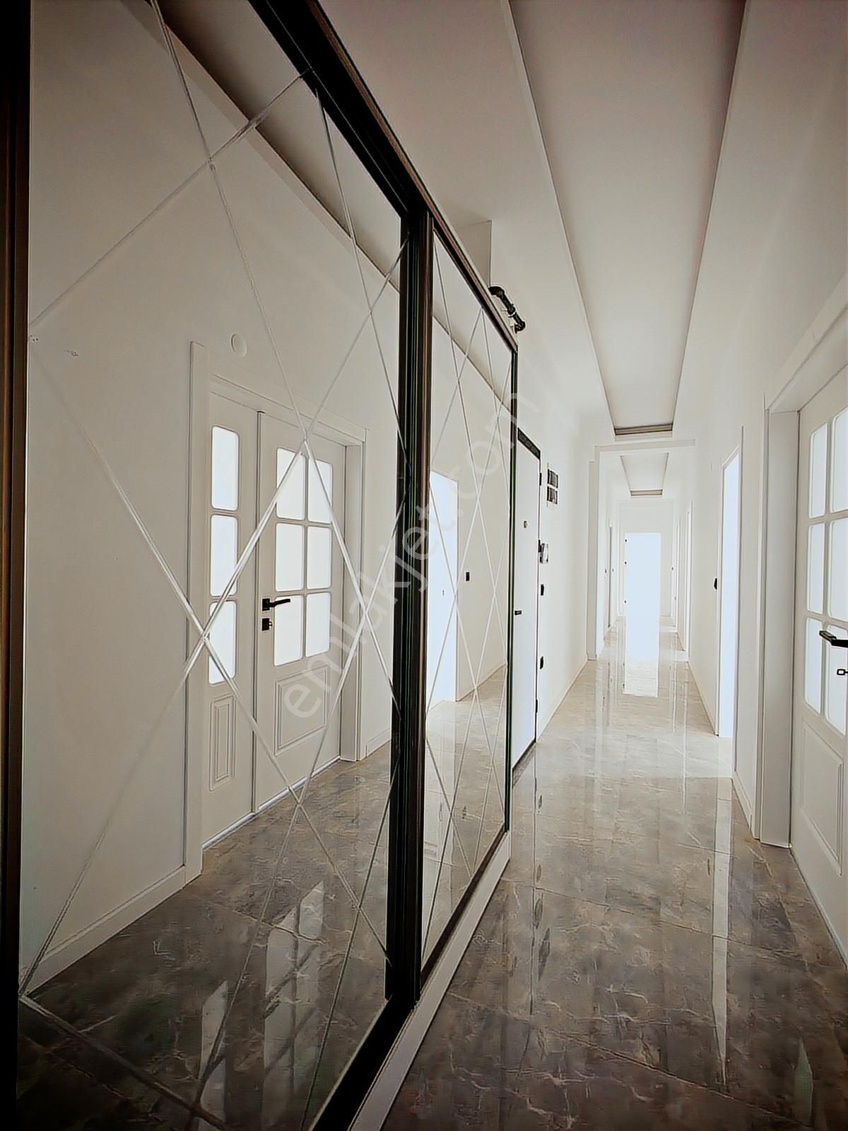 Deniz Manzaralı Havuzlu 4+1 Lüx Satılık Daire - Görsel 15