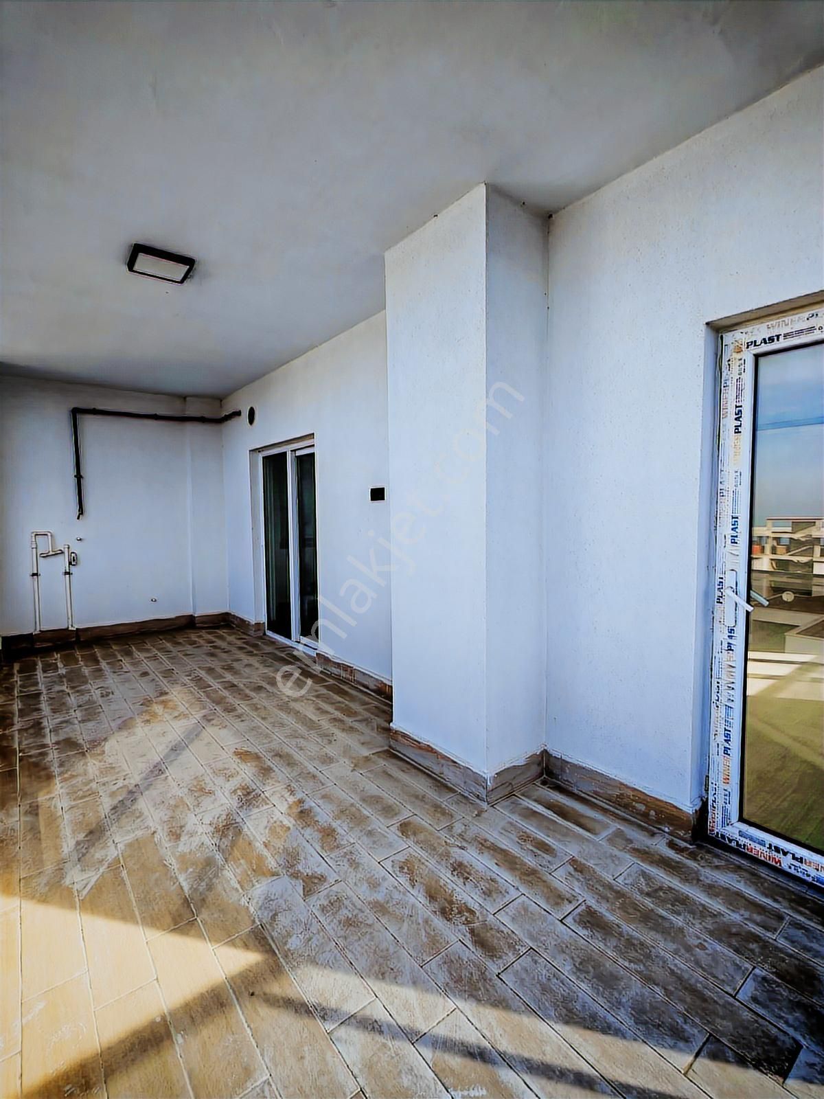 Deniz Manzaralı Havuzlu 4+1 Lüx Satılık Daire - Görsel 4