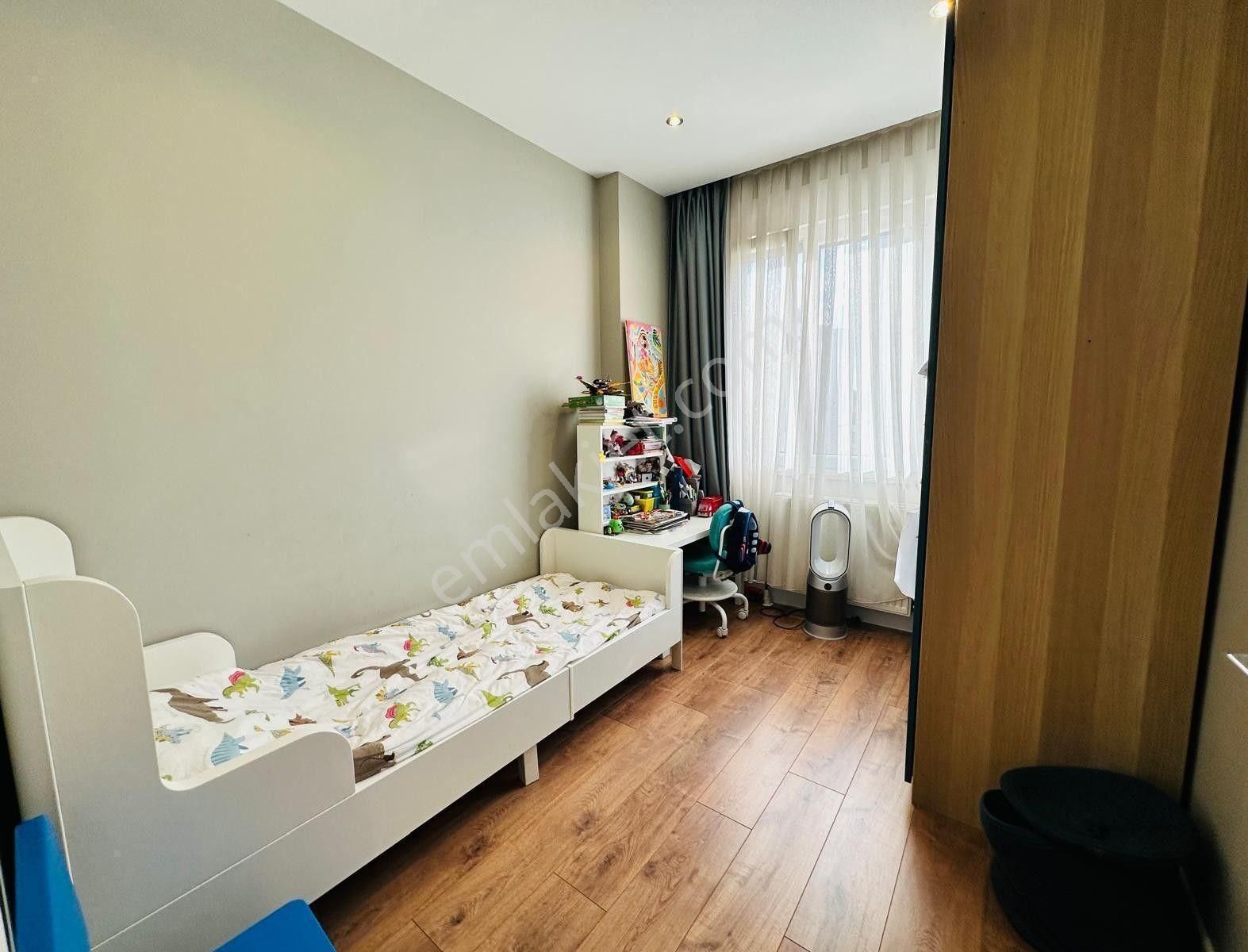 Erenköy Özenç Sokakta Özel Dekorasyonlu 3+1 Satılık Daire - Görsel 33