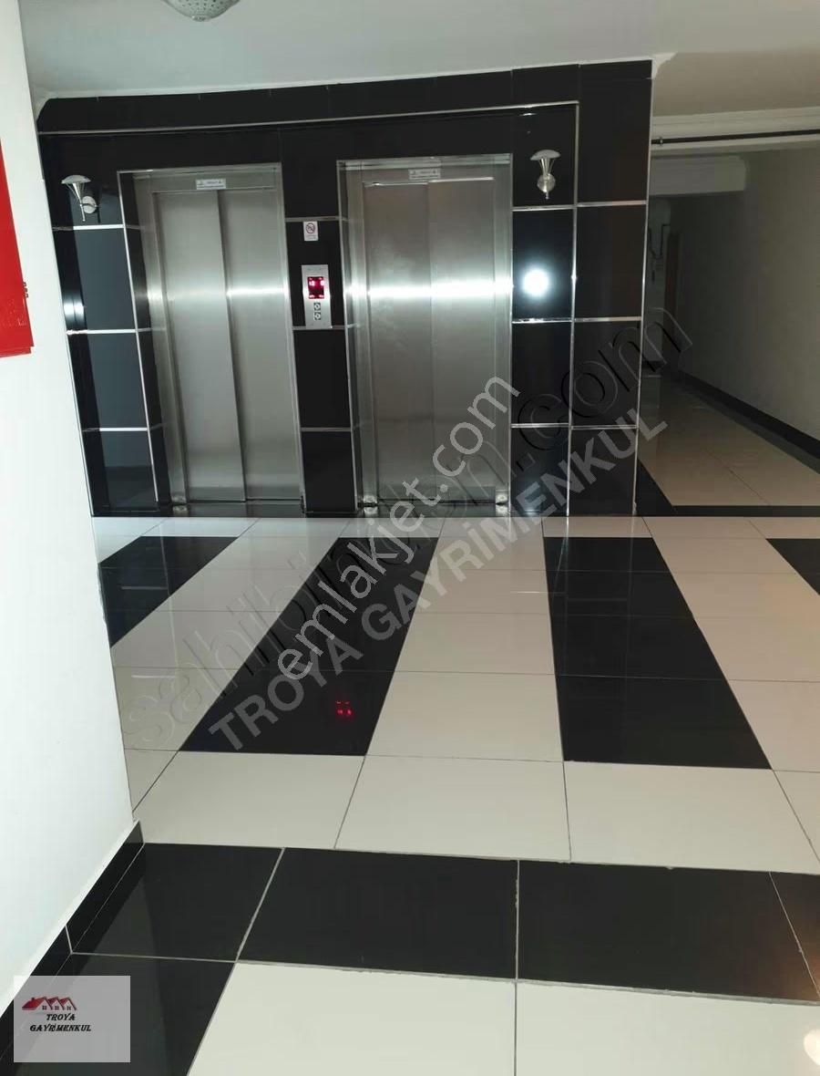 Cumhuriyet Mah Metrobüs Yürüme Mesafesinde 2+1 Kiralık Daire - Görsel 10