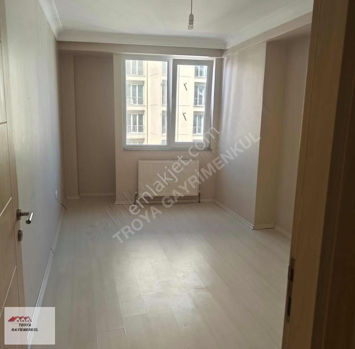 Cumhuriyet Mah Metrobüs Yürüme Mesafesinde 2+1 Kiralık Daire - Görsel 4