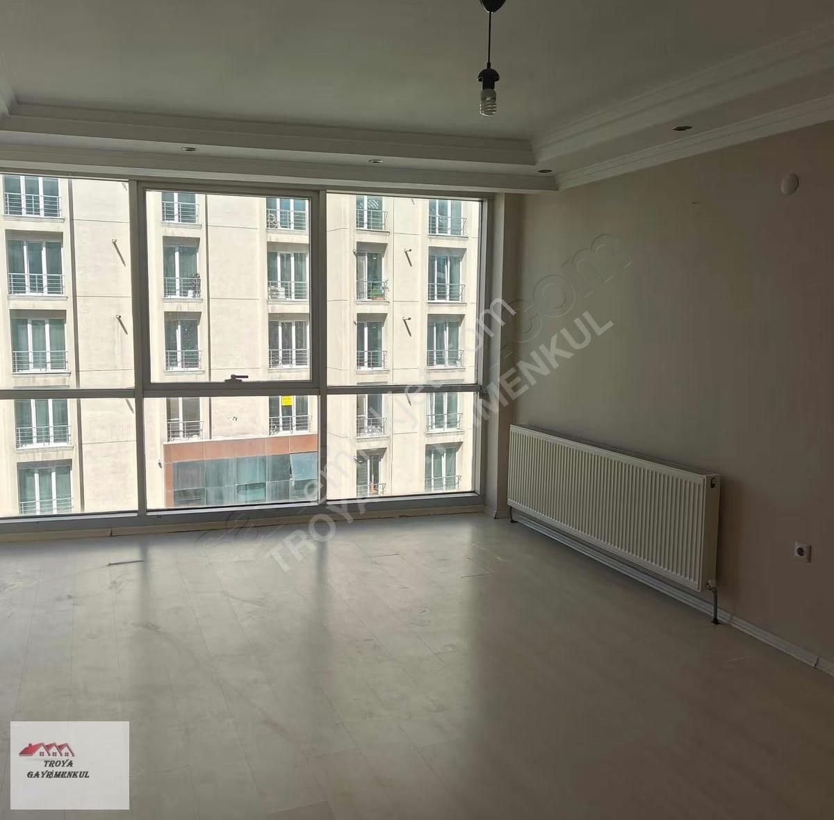 Cumhuriyet Mah Metrobüs Yürüme Mesafesinde 2+1 Kiralık Daire