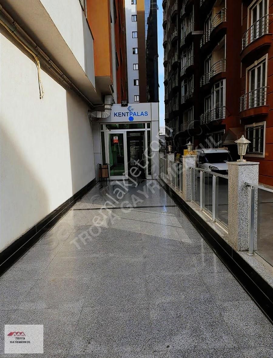 Cumhuriyet Mah Metrobüs Yürüme Mesafesinde 2+1 Kiralık Daire - Görsel 11