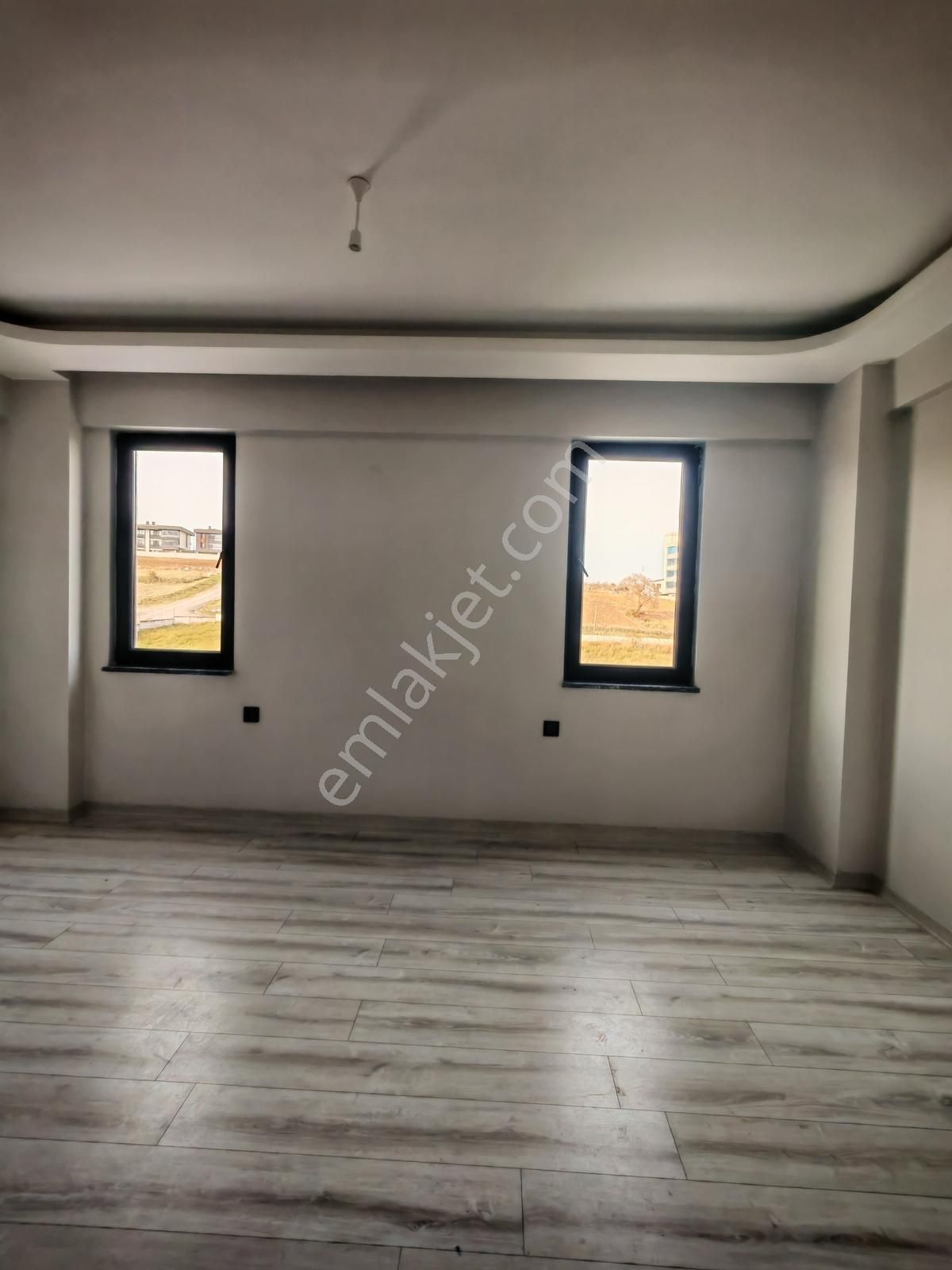 Deniz Manzaralı Sıfır Lüx Satılık 3+1 Daire - Görsel 14