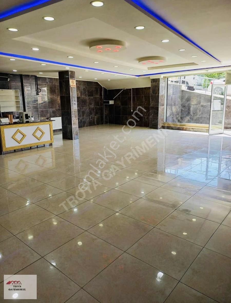 Piri Reis Mahallesi De 120 M2 Düz Giriş Satılık Dükkan - Görsel 15