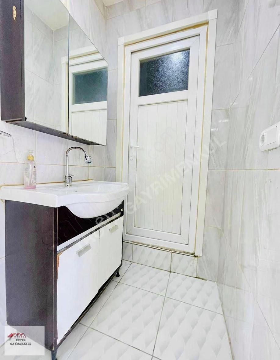 Piri Reis Mahallesi De 120 M2 Düz Giriş Satılık Dükkan - Görsel 7