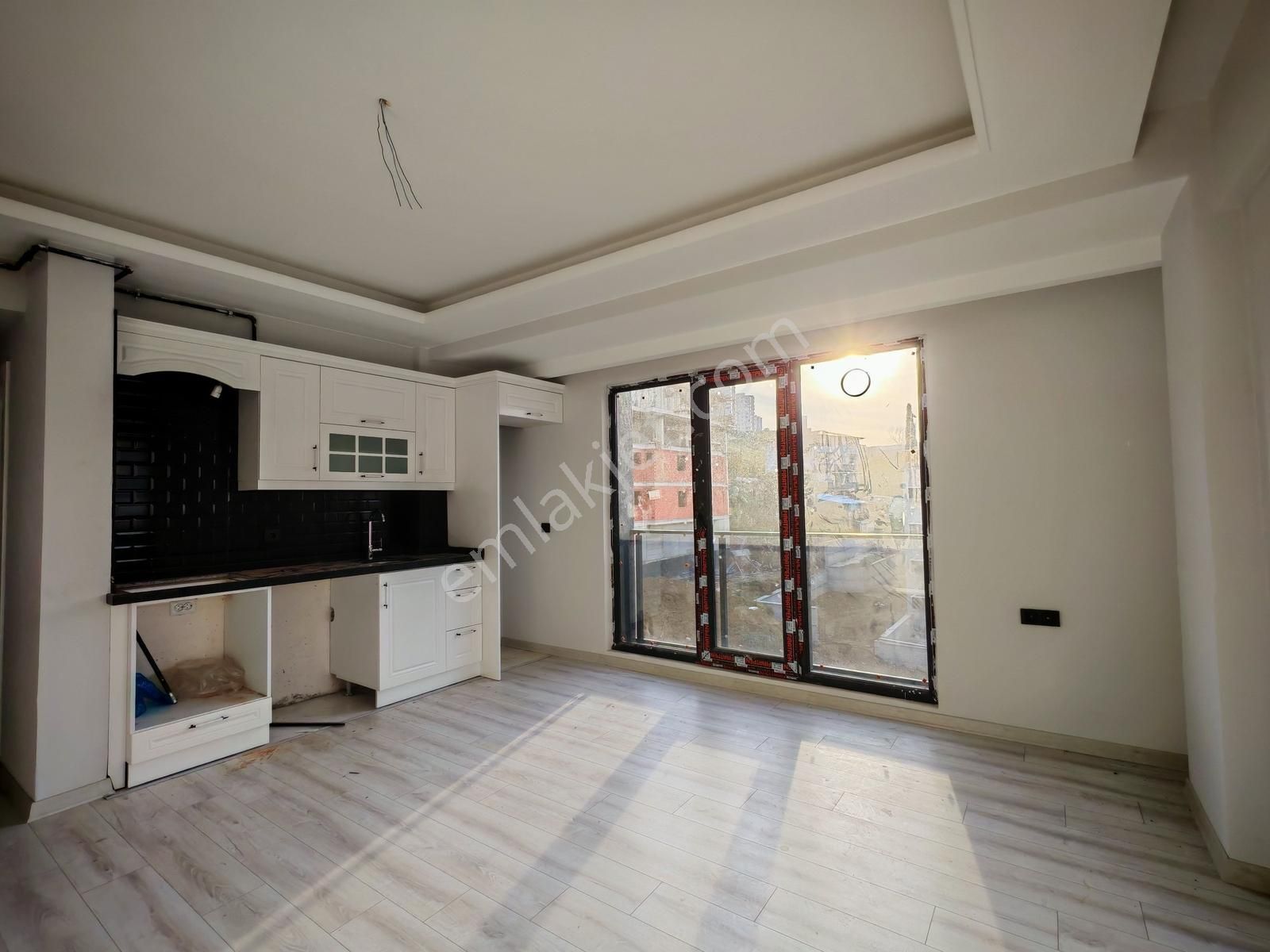 Yerden Isıtmalı Lüx Satılık 1+1 Daire