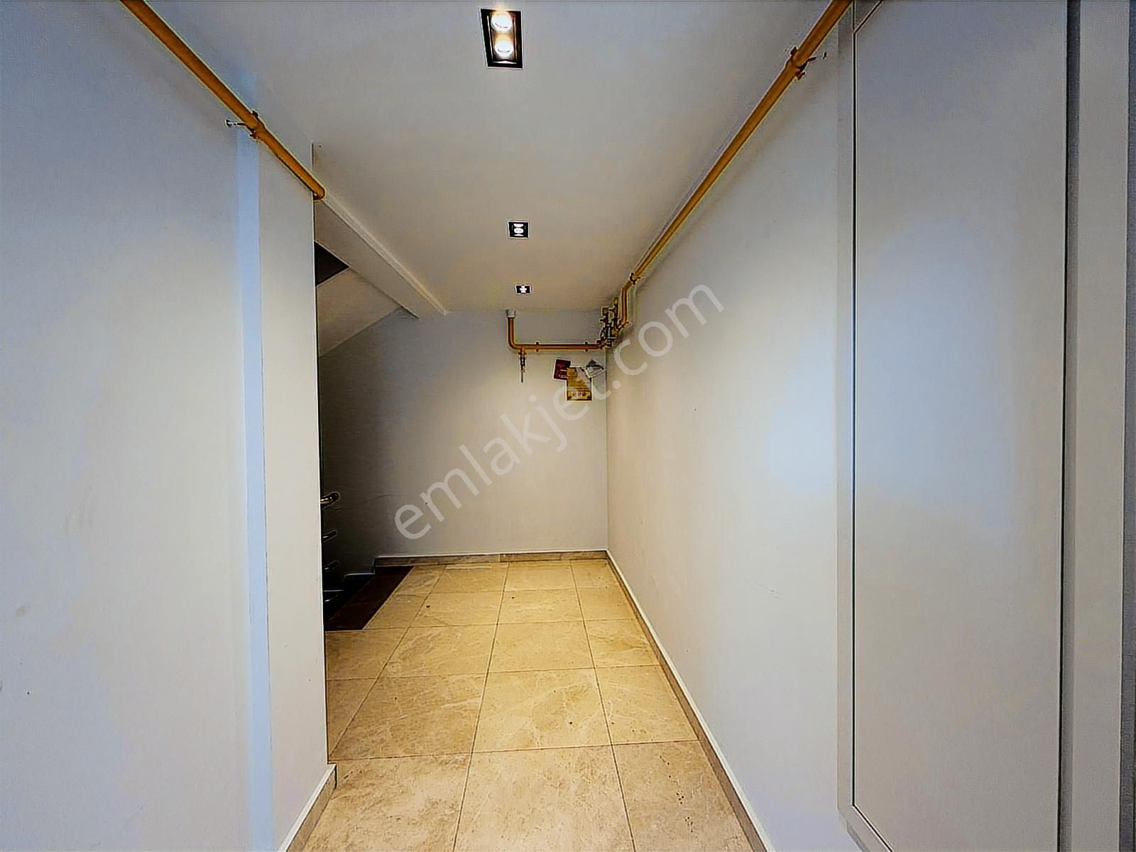 Yenimahalle Tramvay Altında Full Sıfır Eşyalı Satılık 1+1 Daire - Görsel 3