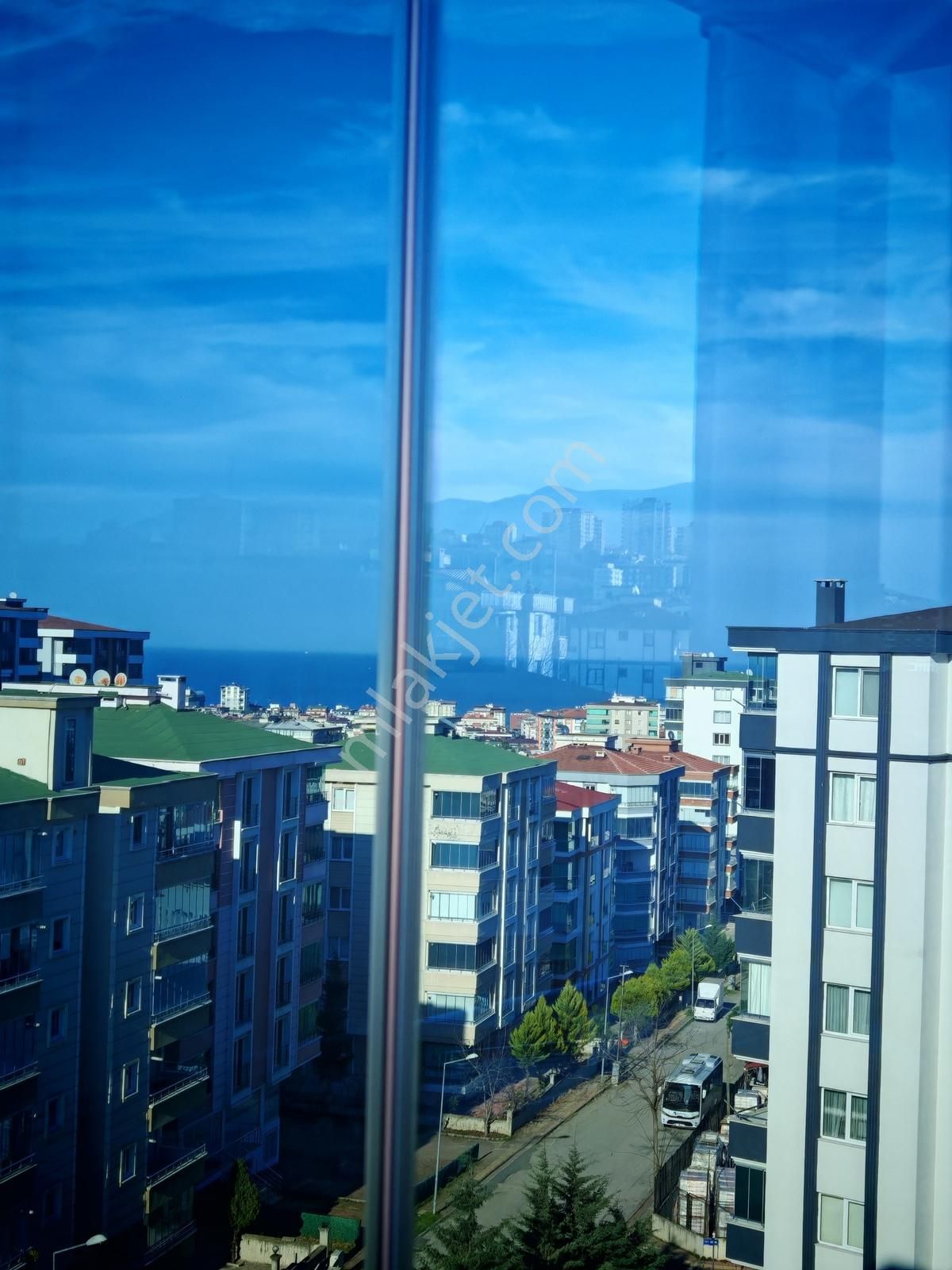 Mevlana'da Deniz Manzaralı Geniş Satılık 4+1 Daire - Görsel 4