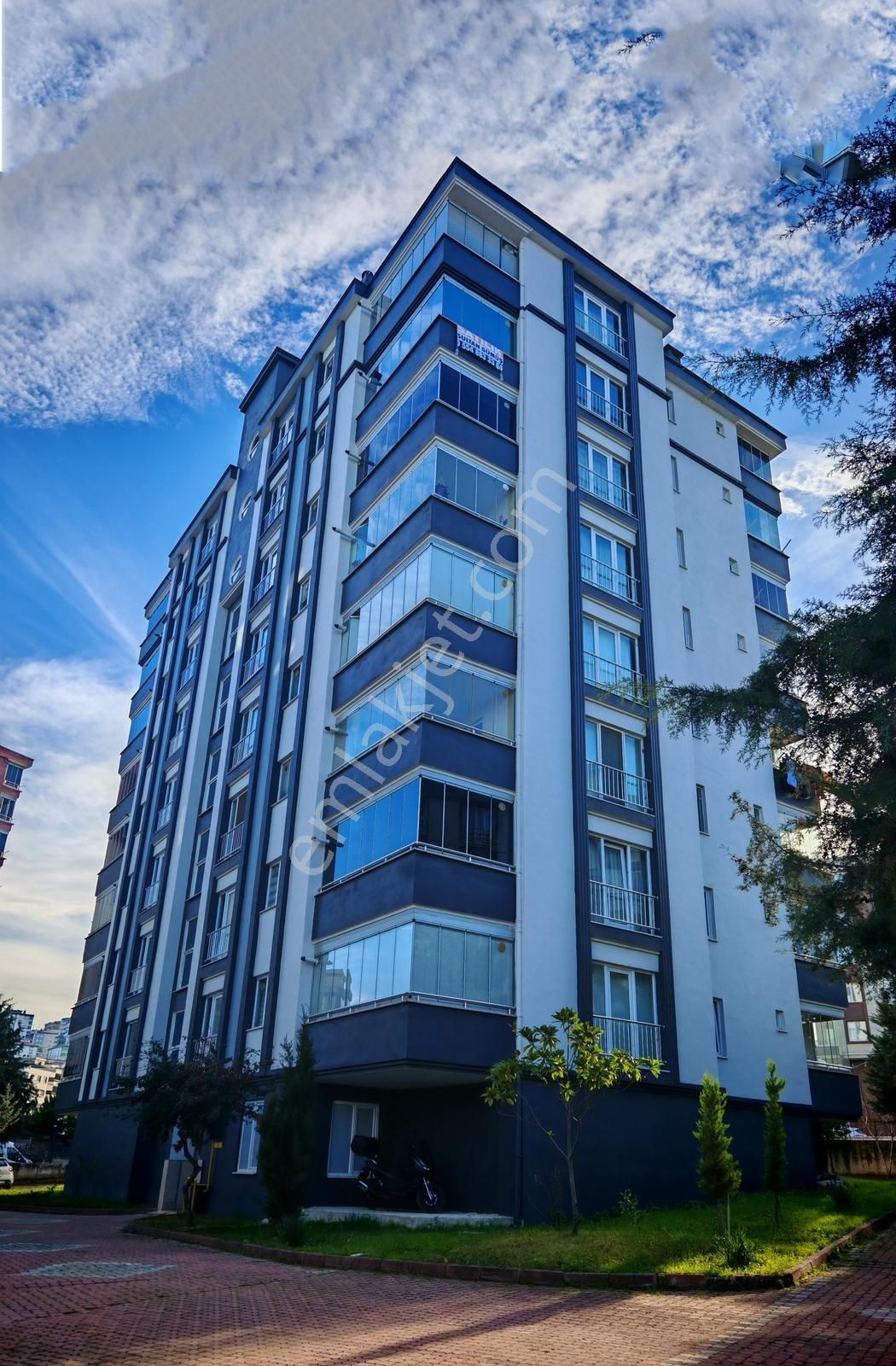 Mevlana'da Deniz Manzaralı Geniş Satılık 4+1 Daire