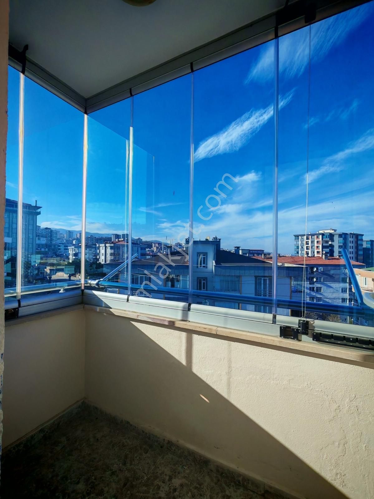 Mevlana'da Deniz Manzaralı Geniş Satılık 4+1 Daire - Görsel 13